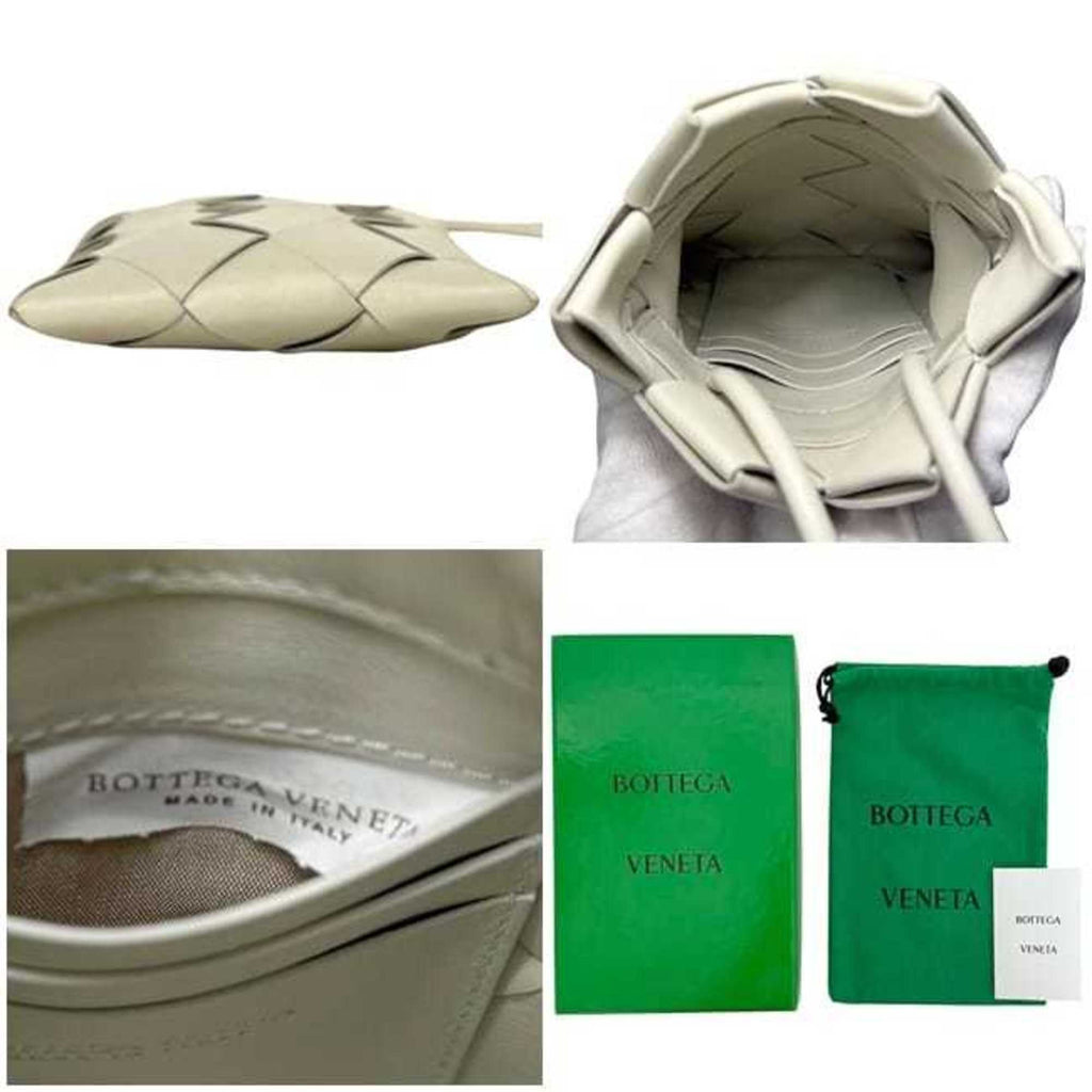 Bottega Veneta Intrecciato White Leather Pochette Shoulder Bag