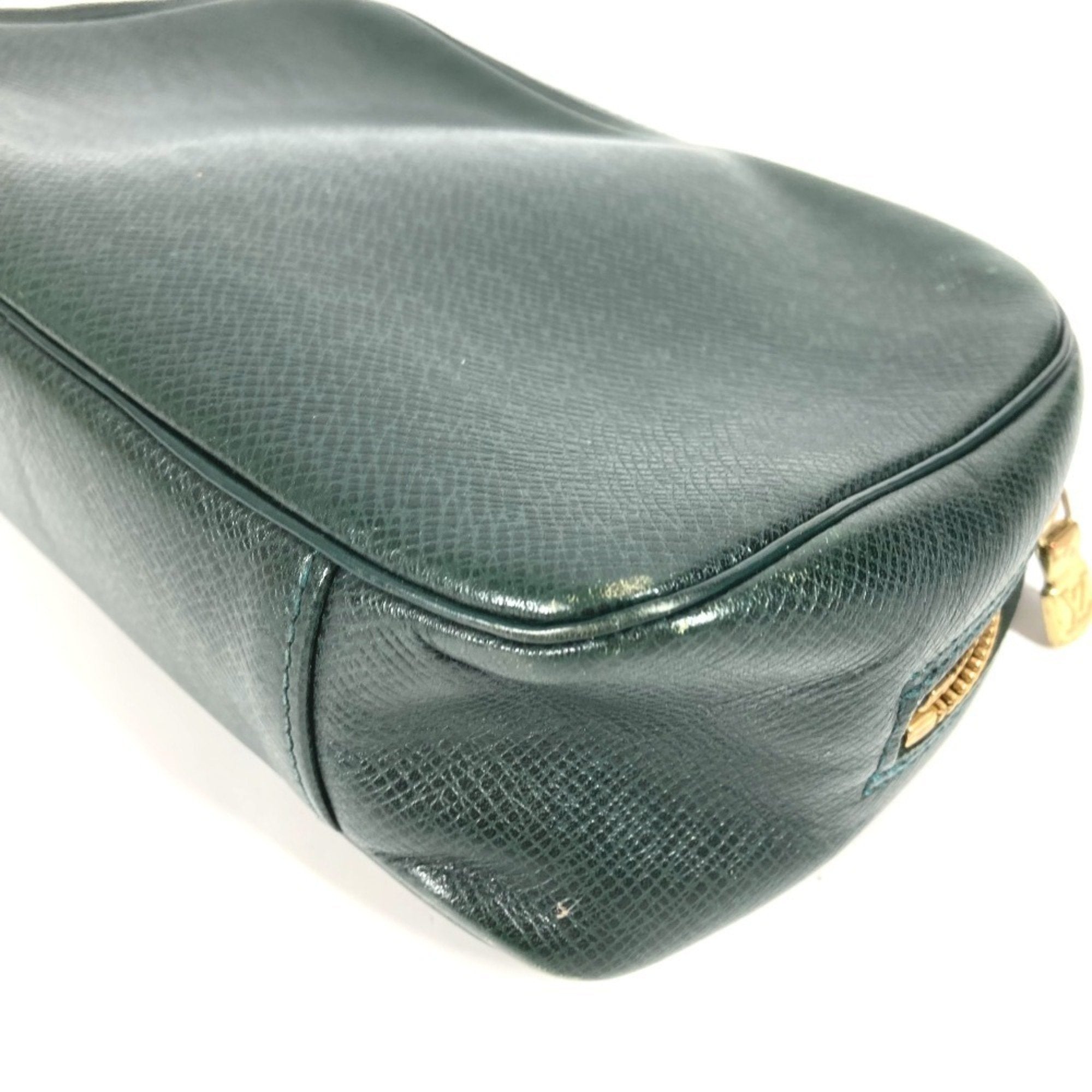 Louis Vuitton Episea Green Taiga Leather Clutch Bag Pouch