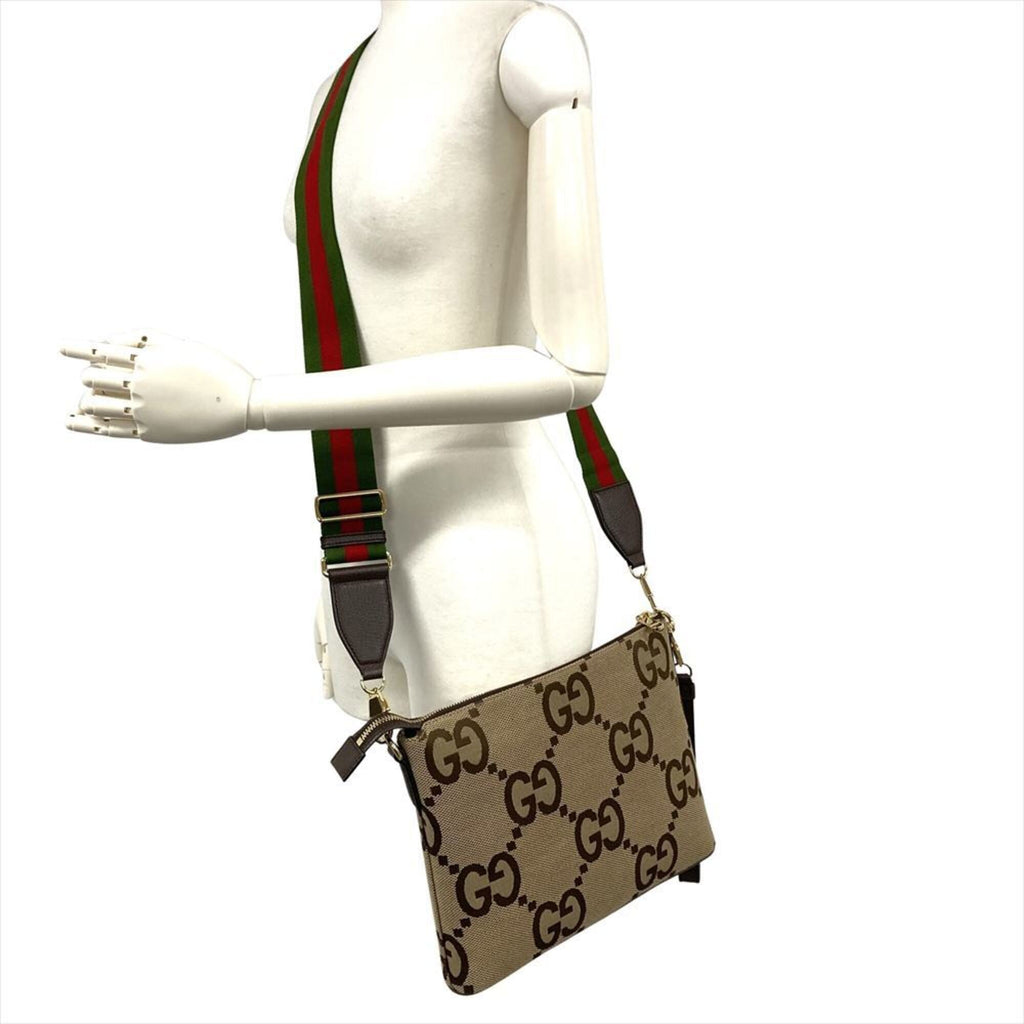 Gucci Beige Gg Canvas Canvas Shoulder Bag (Pre-Owned)