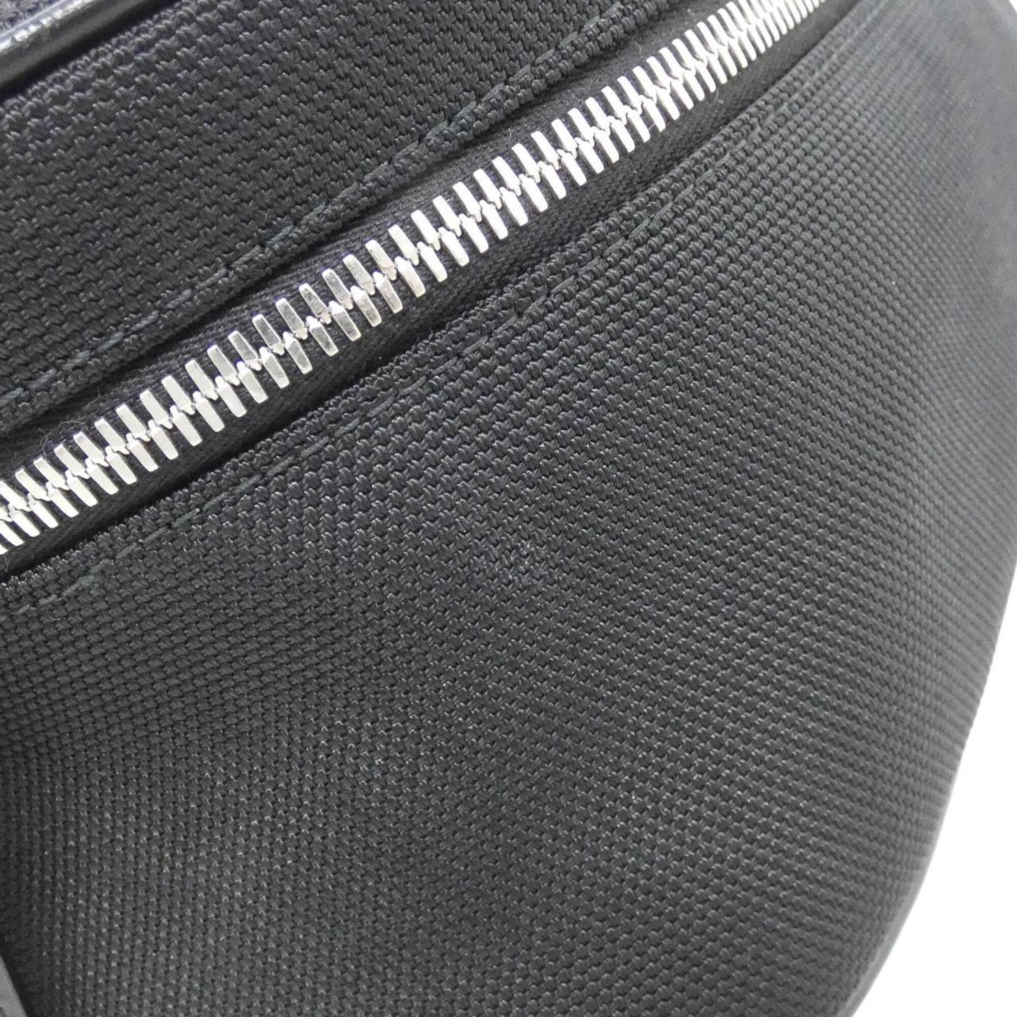 Gucci Black Canvas Shoulder Bag (Pre-Owned)