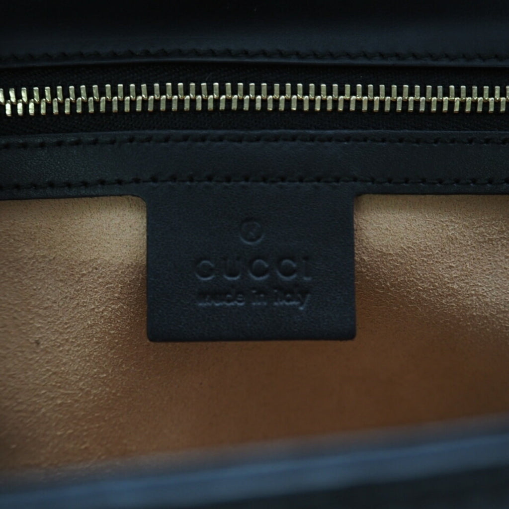 Gucci Black Leather Shoulder Bag (Pre-Owned)