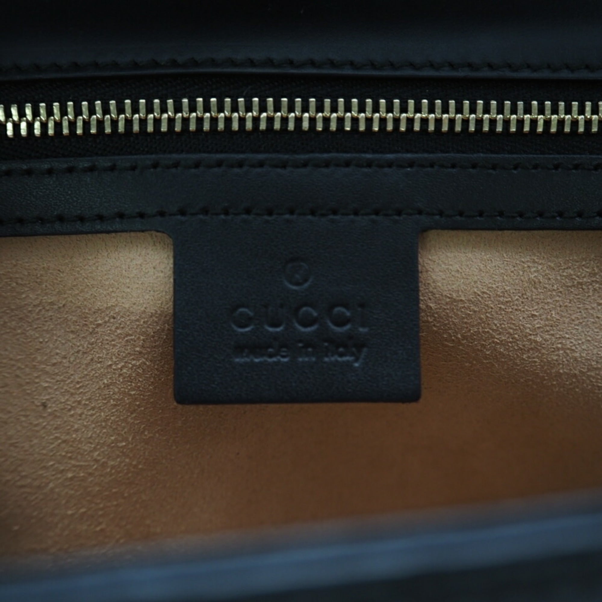 Gucci Black Leather Shoulder Bag (Pre-Owned)