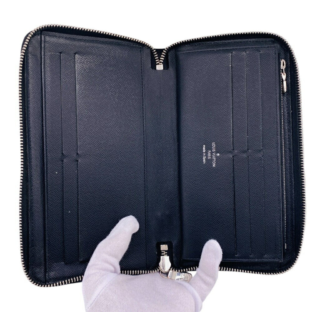 Louis Vuitton Taiga Black Leather Long Wallet
