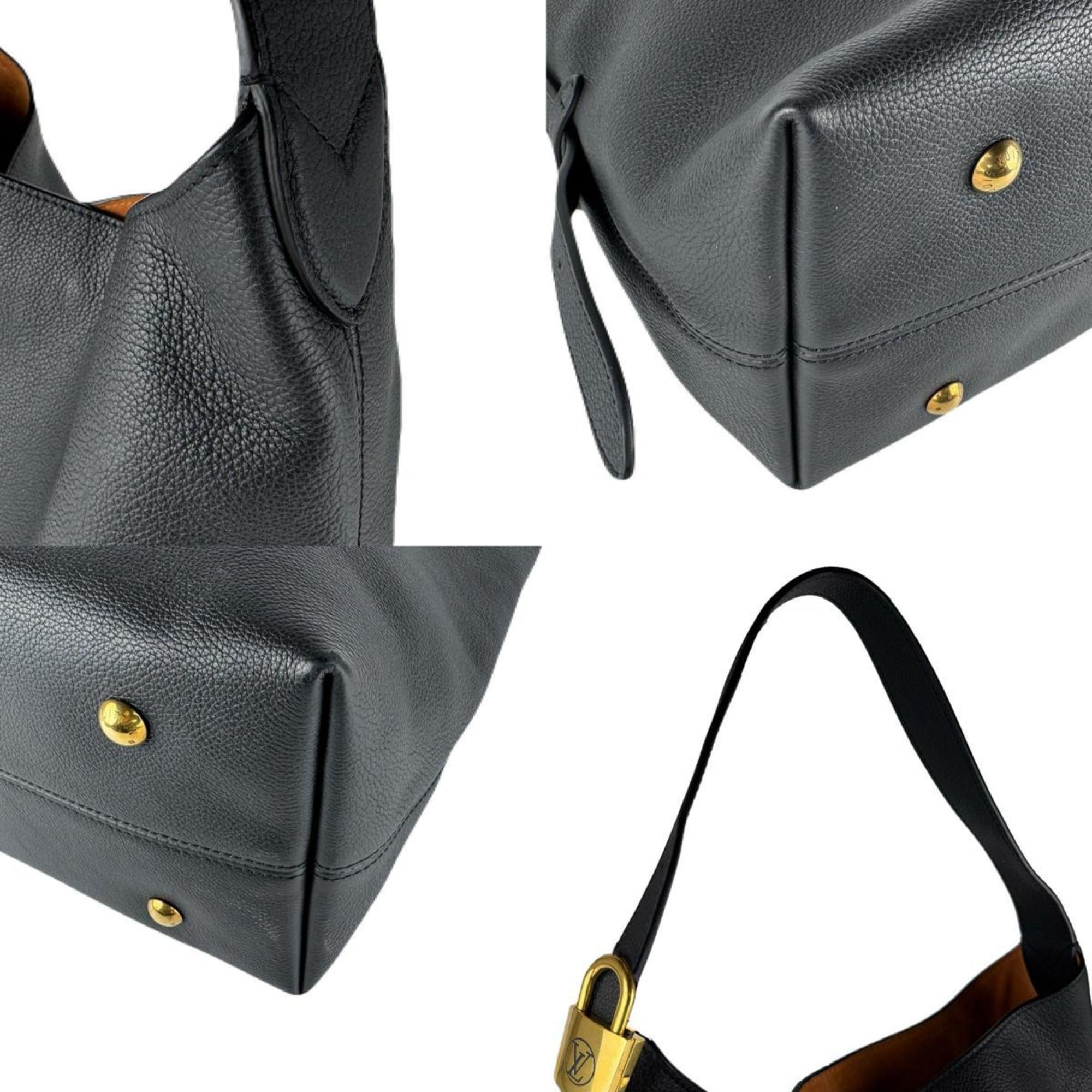 Louis Vuitton Black Leather Pouch Shoulder Bag