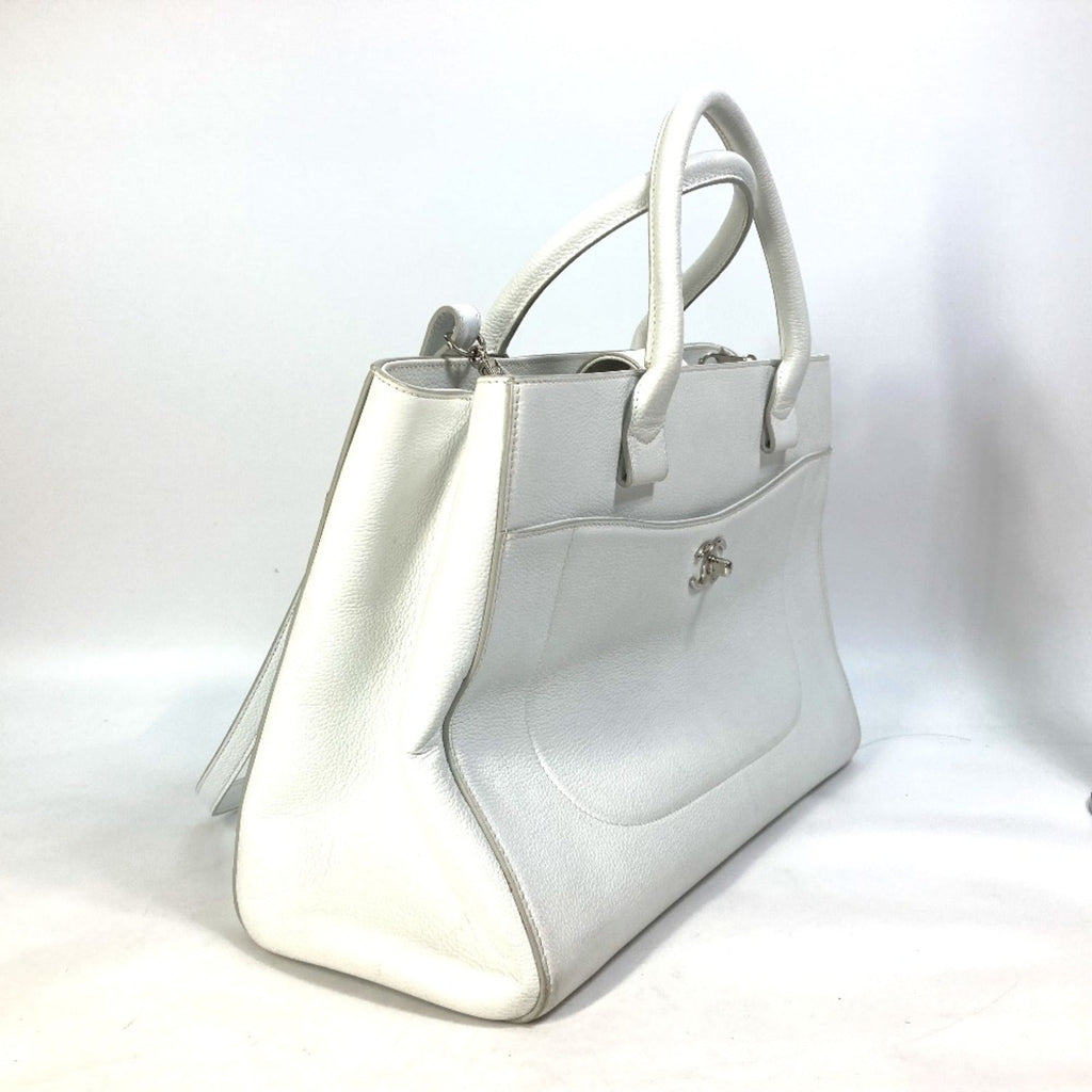 Chanel White Leather Handbag