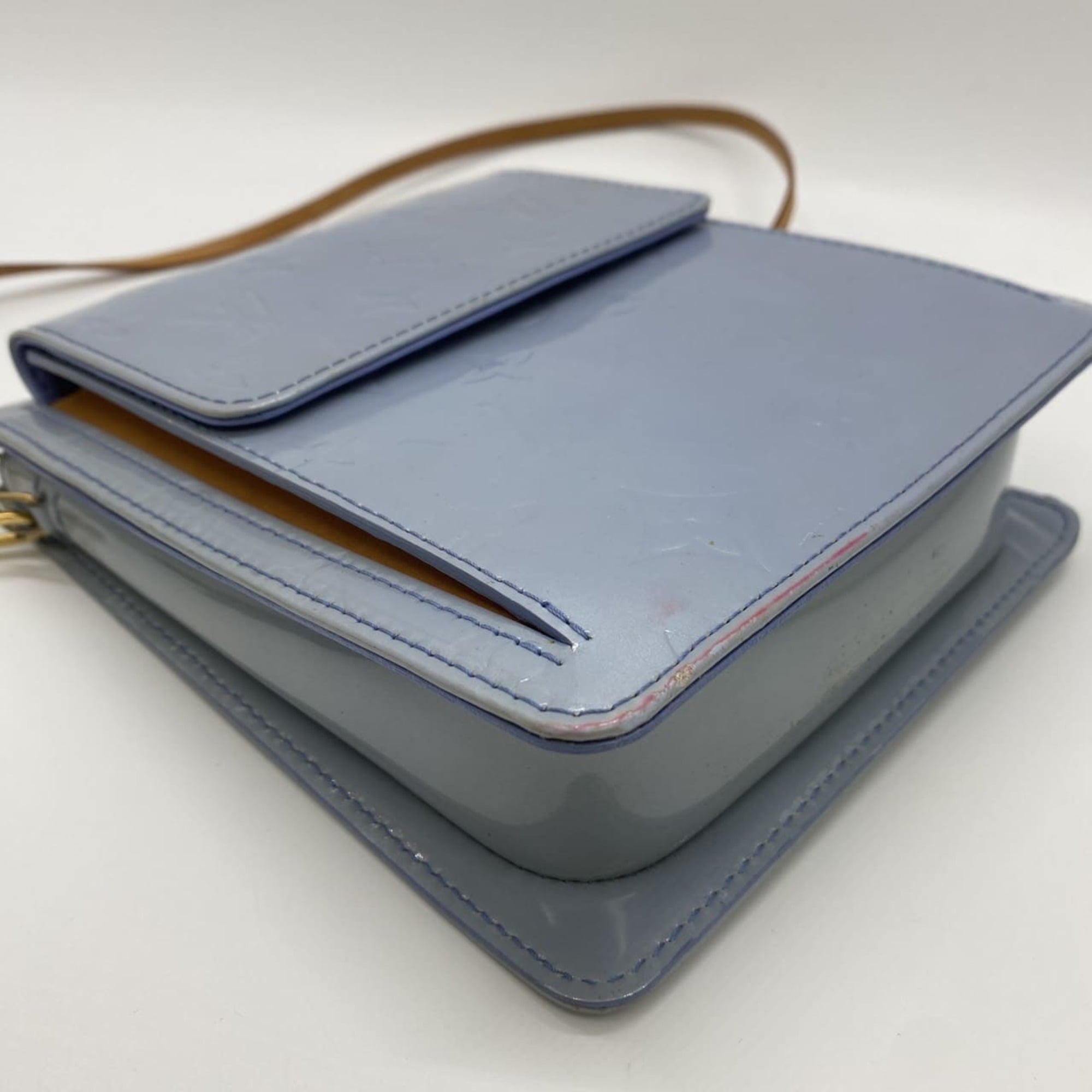 Louis Vuitton Blue Monogram Vernis Pochette Shoulder Bag
