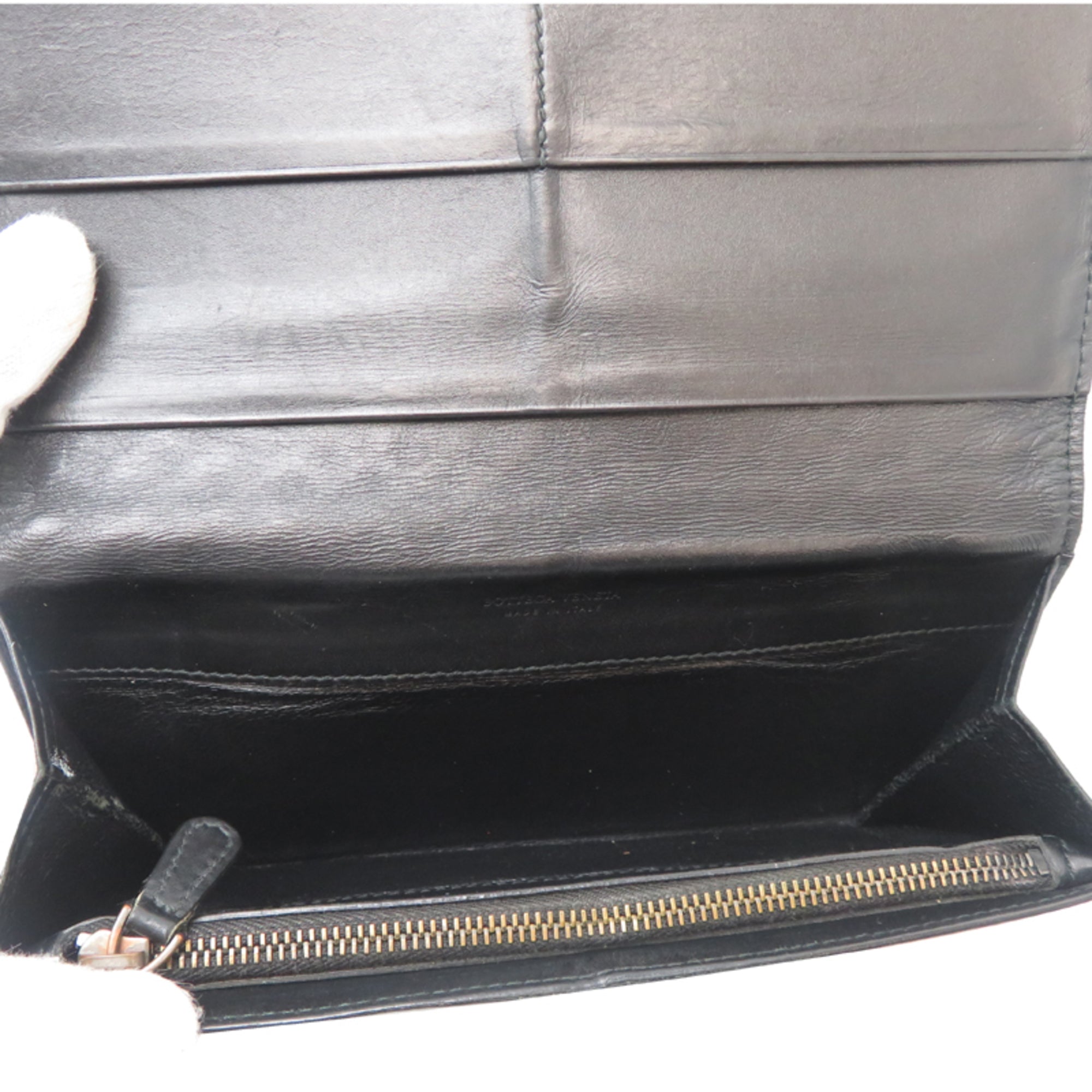 Bottega Veneta Black Leather Wallet (Bi-Fold)