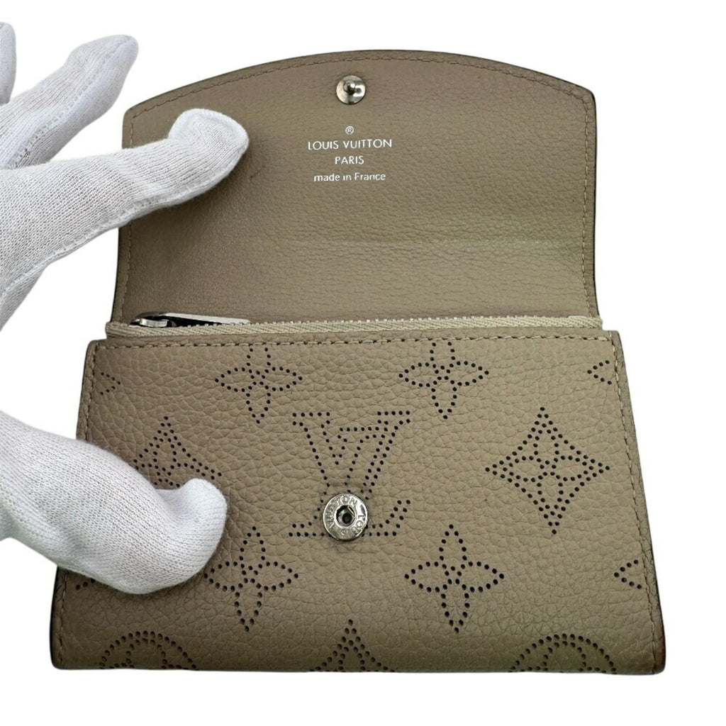 Louis Vuitton Beige Monogram Coin Purse/Coin Case