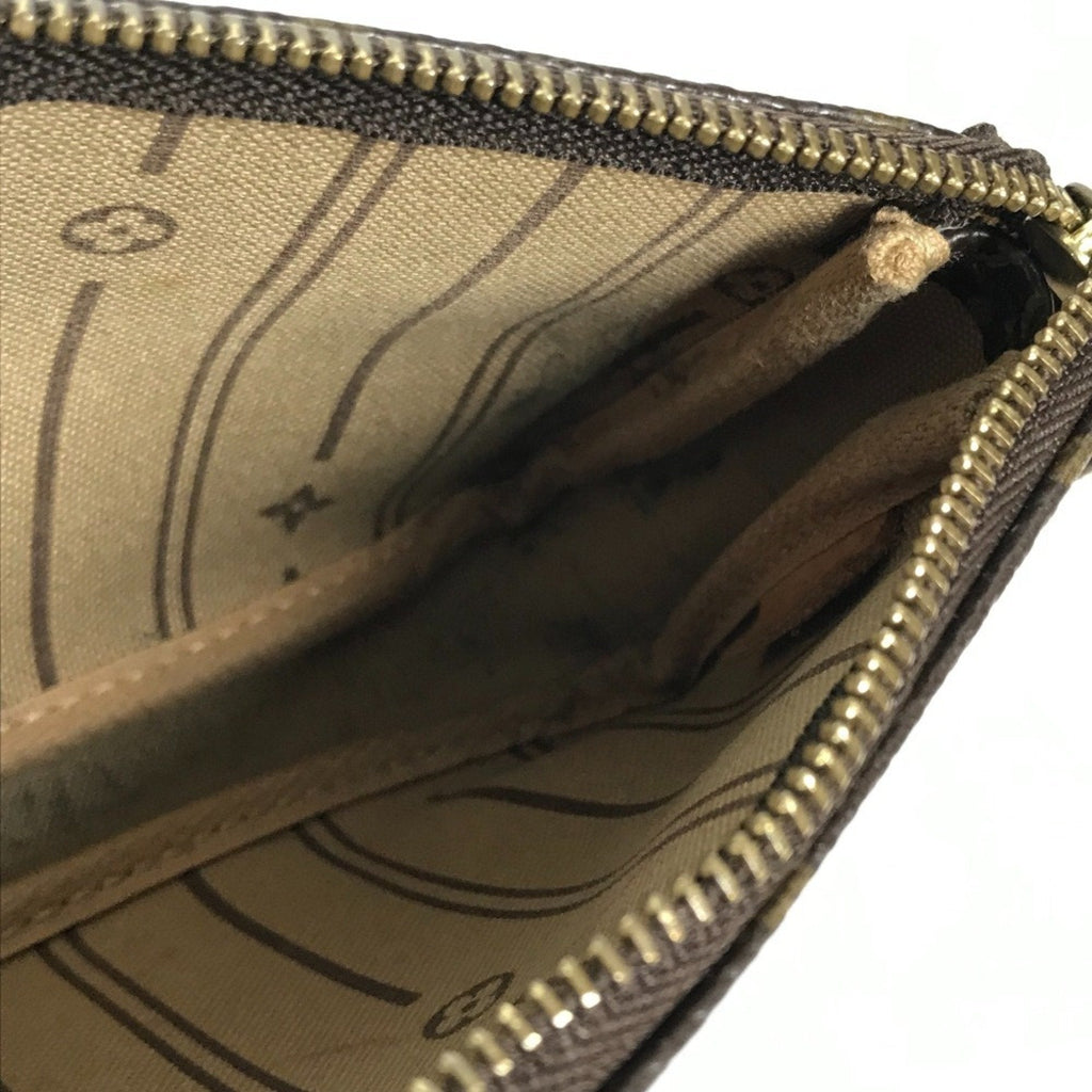 Louis Vuitton Brown Canvas Handbag Pochette