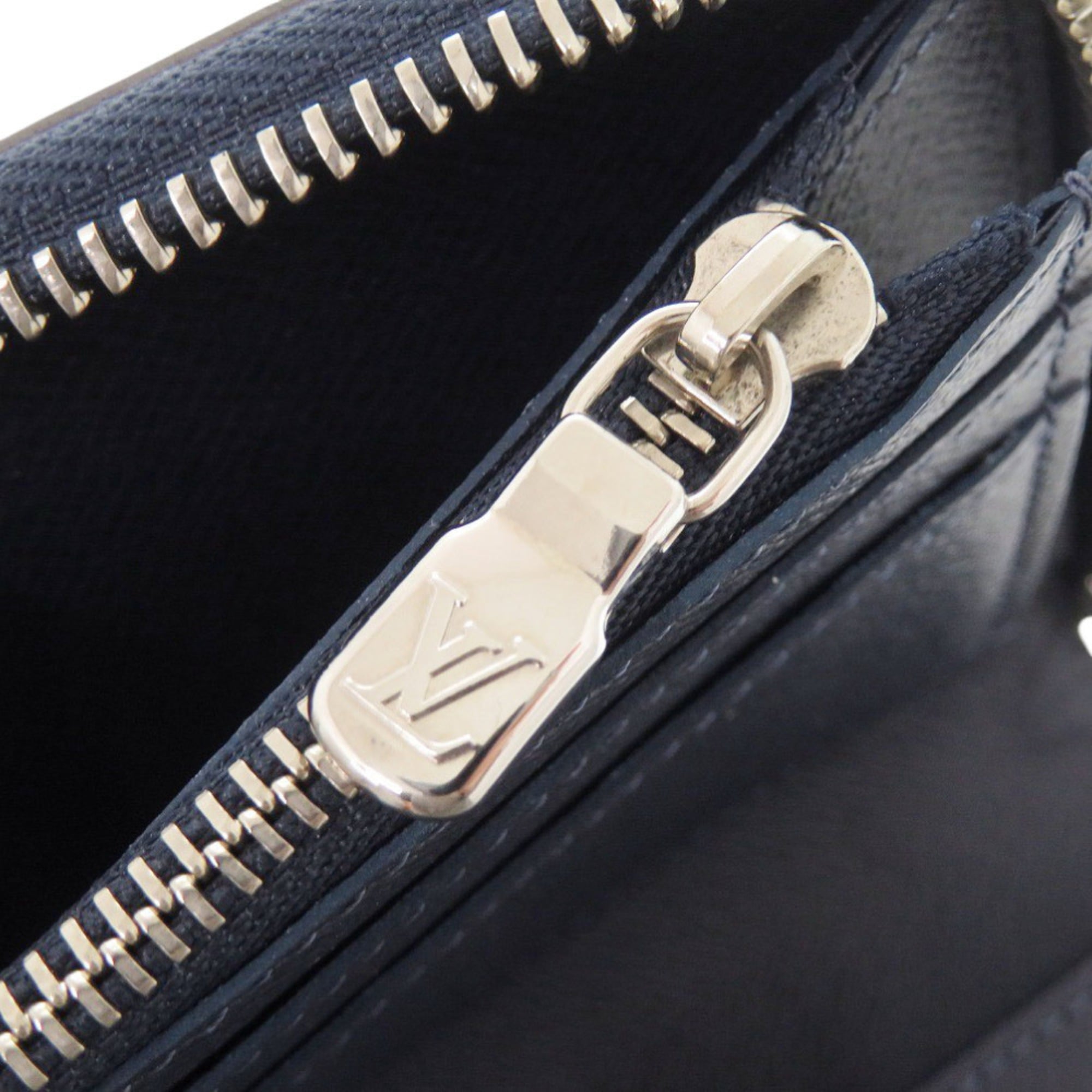 Louis Vuitton Navy Taiga Leather Long Wallet