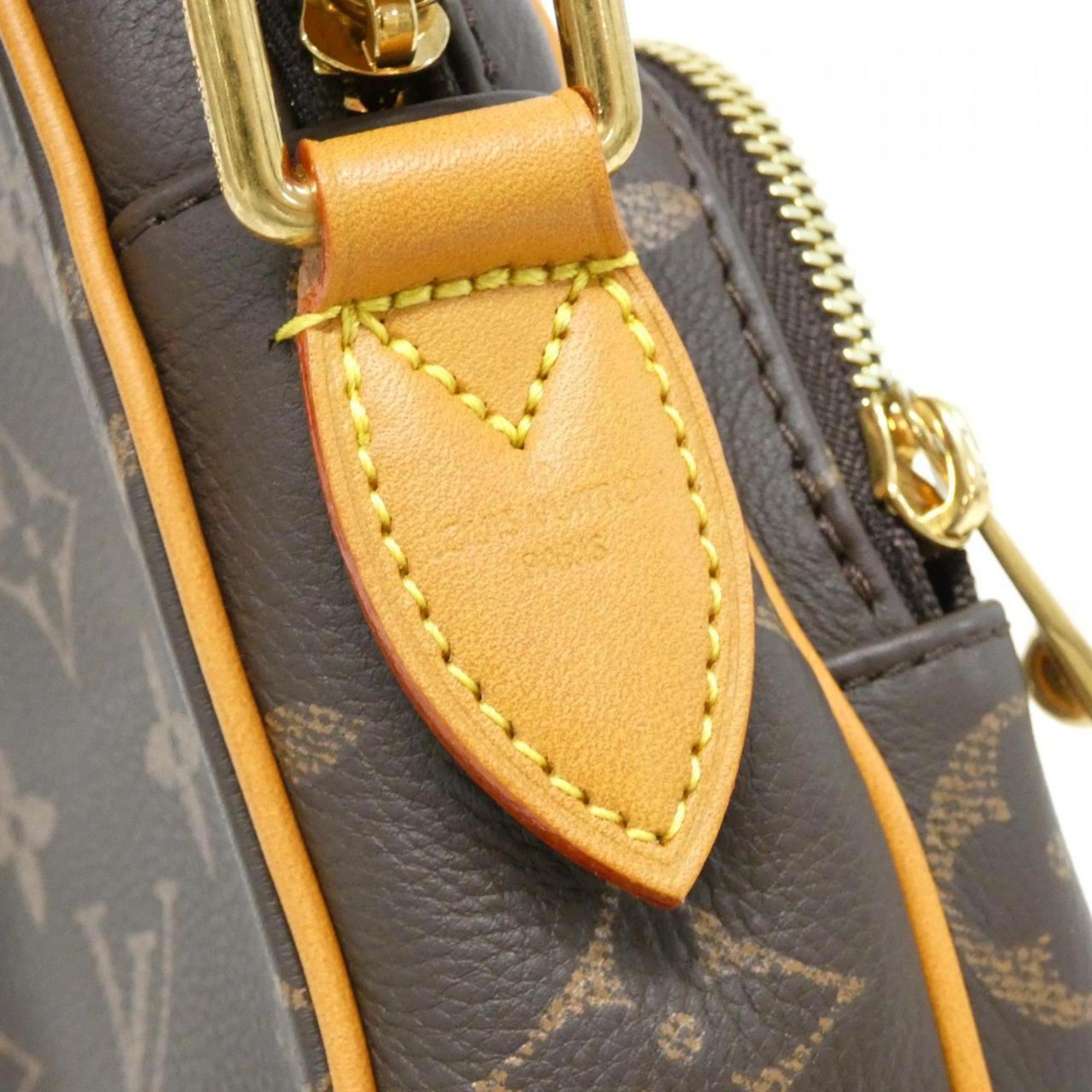 Louis Vuitton Marron Leather Shoulder Bag