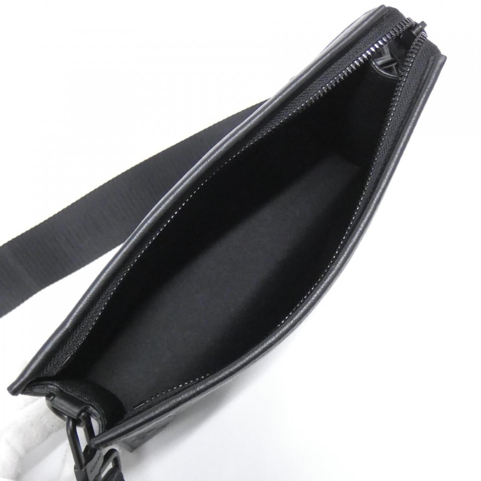Louis Vuitton Black Leather Pouch Shoulder Bag