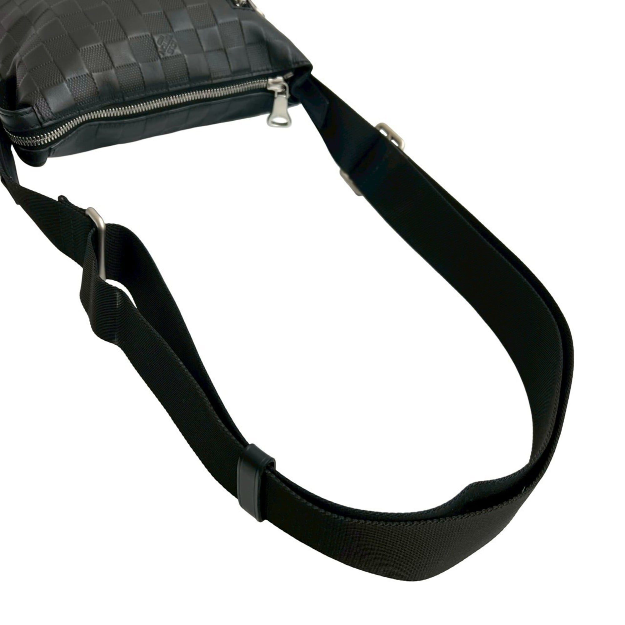 Louis Vuitton Black Leather Shoulder Bag