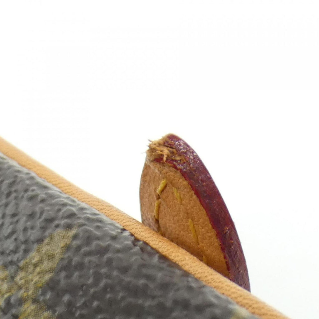 Louis Vuitton Marron Coated Canvas Fanny Pack Pochette