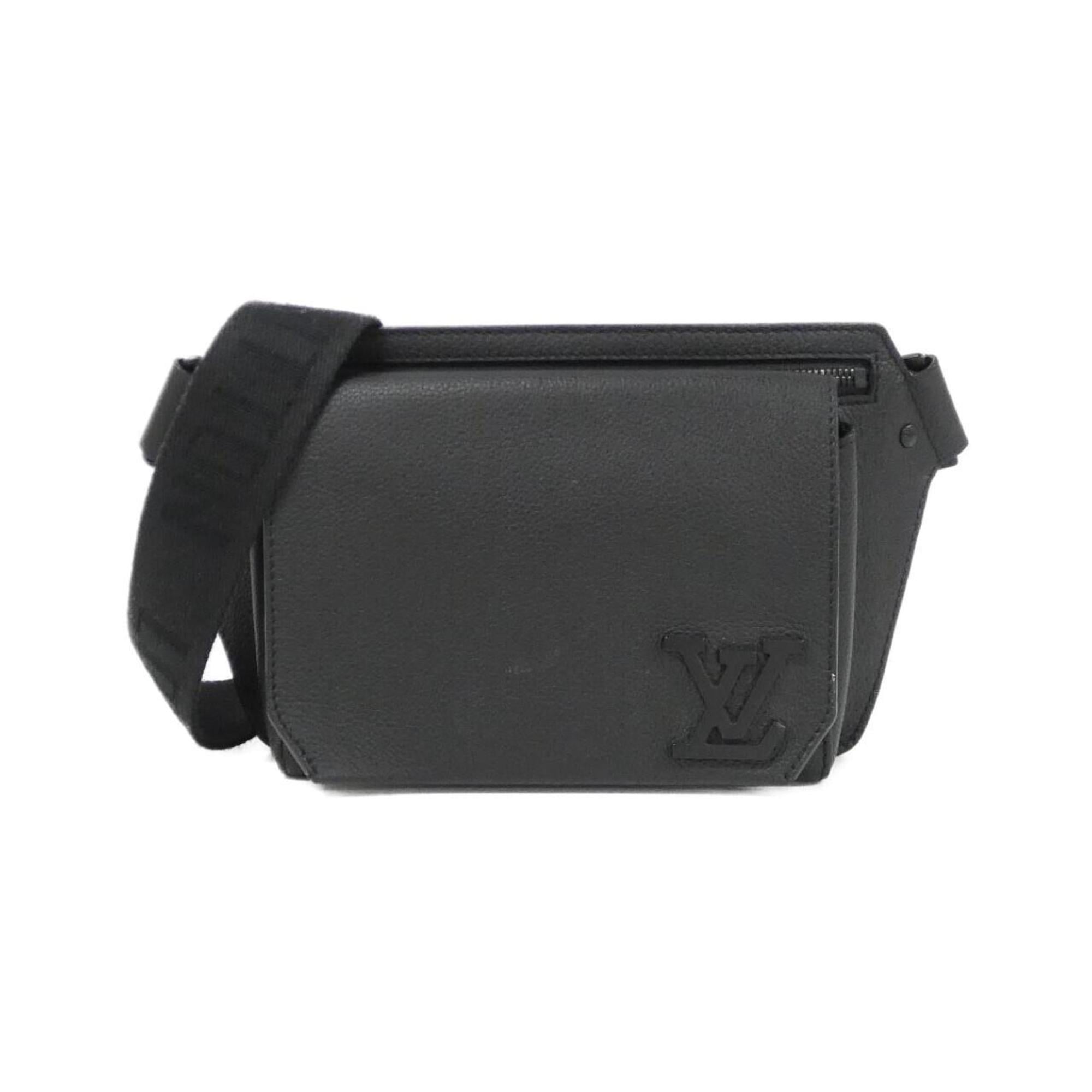 Louis Vuitton Black Leather Shoulder Bag