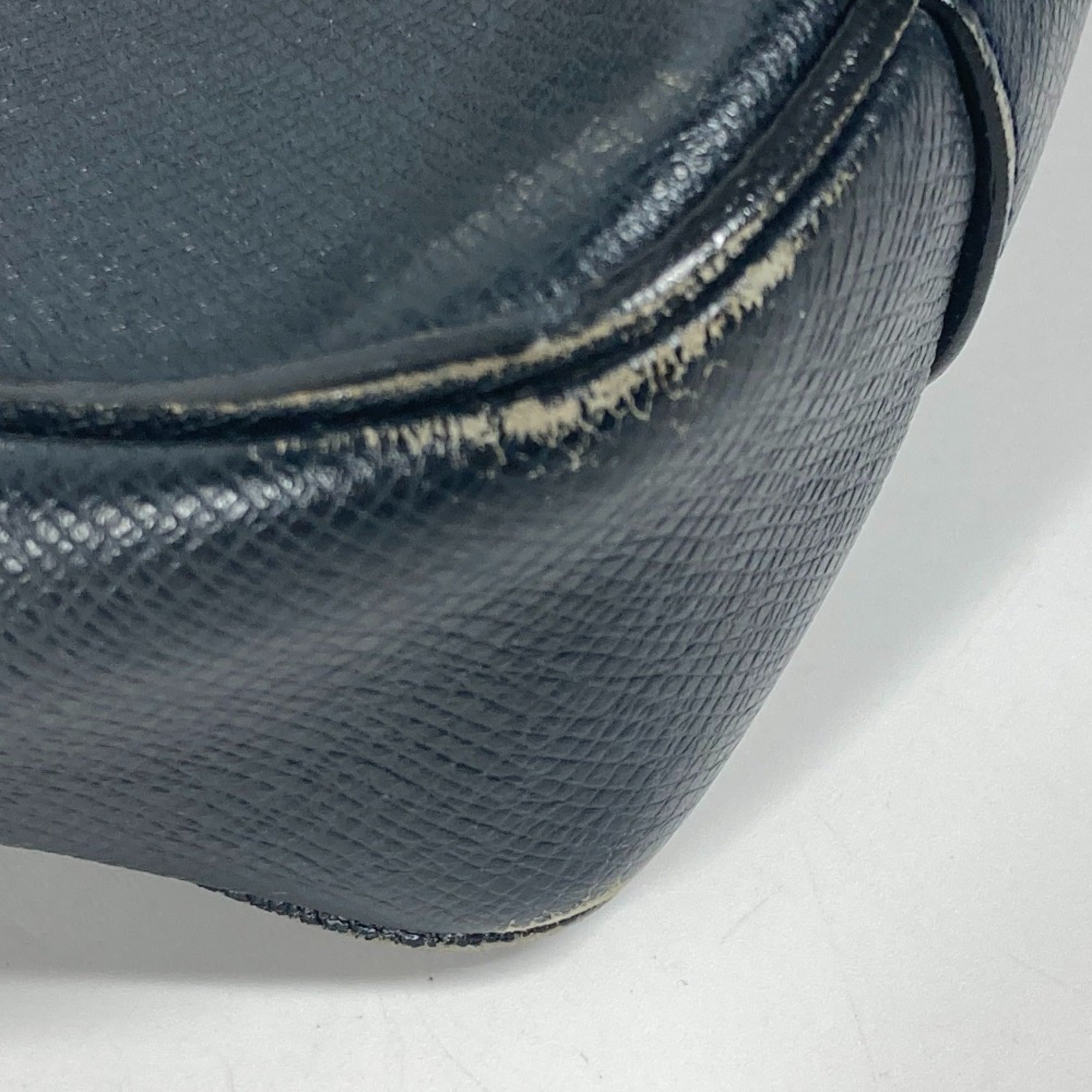 Louis Vuitton Boreal Dark Navy Taiga Leather Leather Briefcase