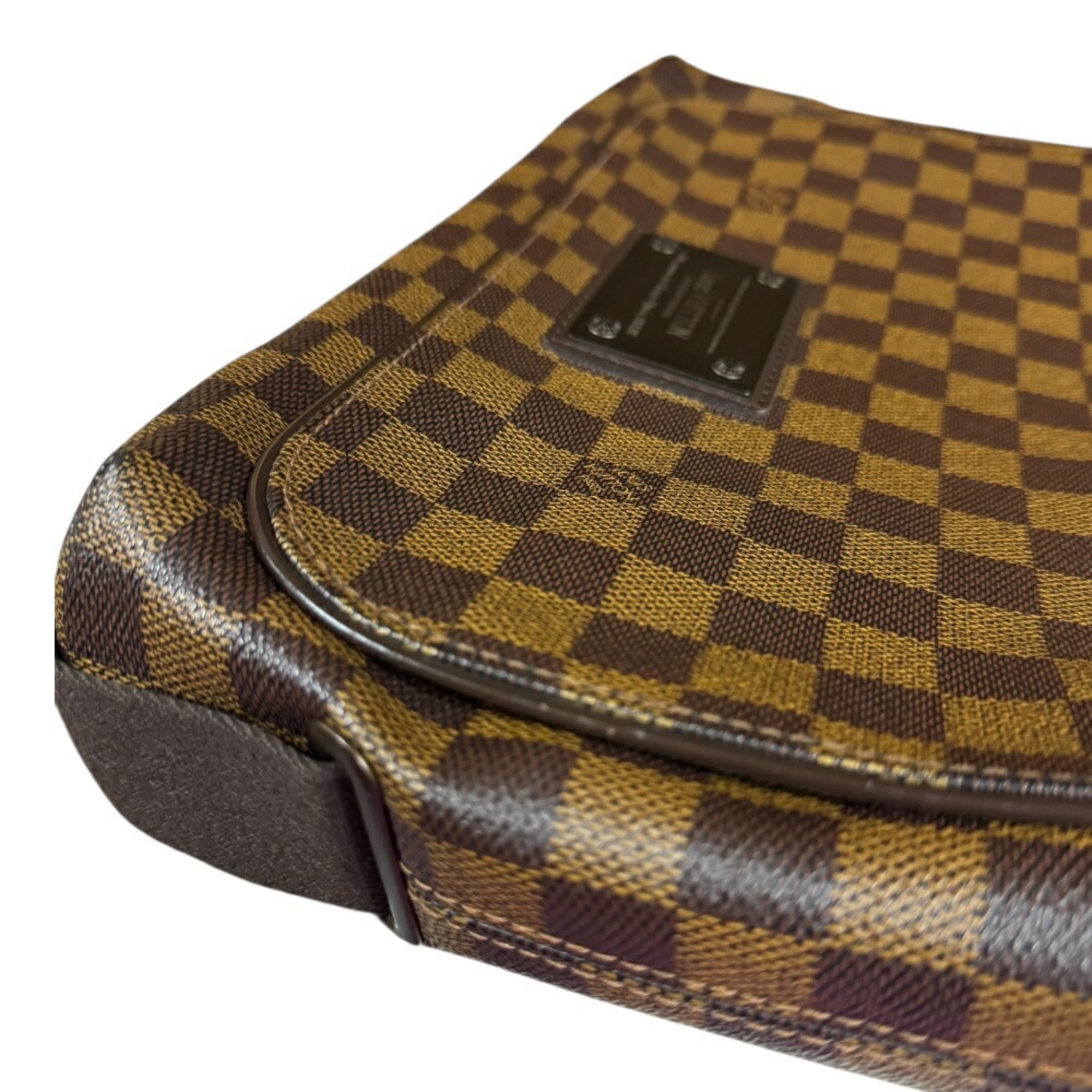 Louis Vuitton Damier Brown Damier Canvas Damier Canvas Shoulder Bag