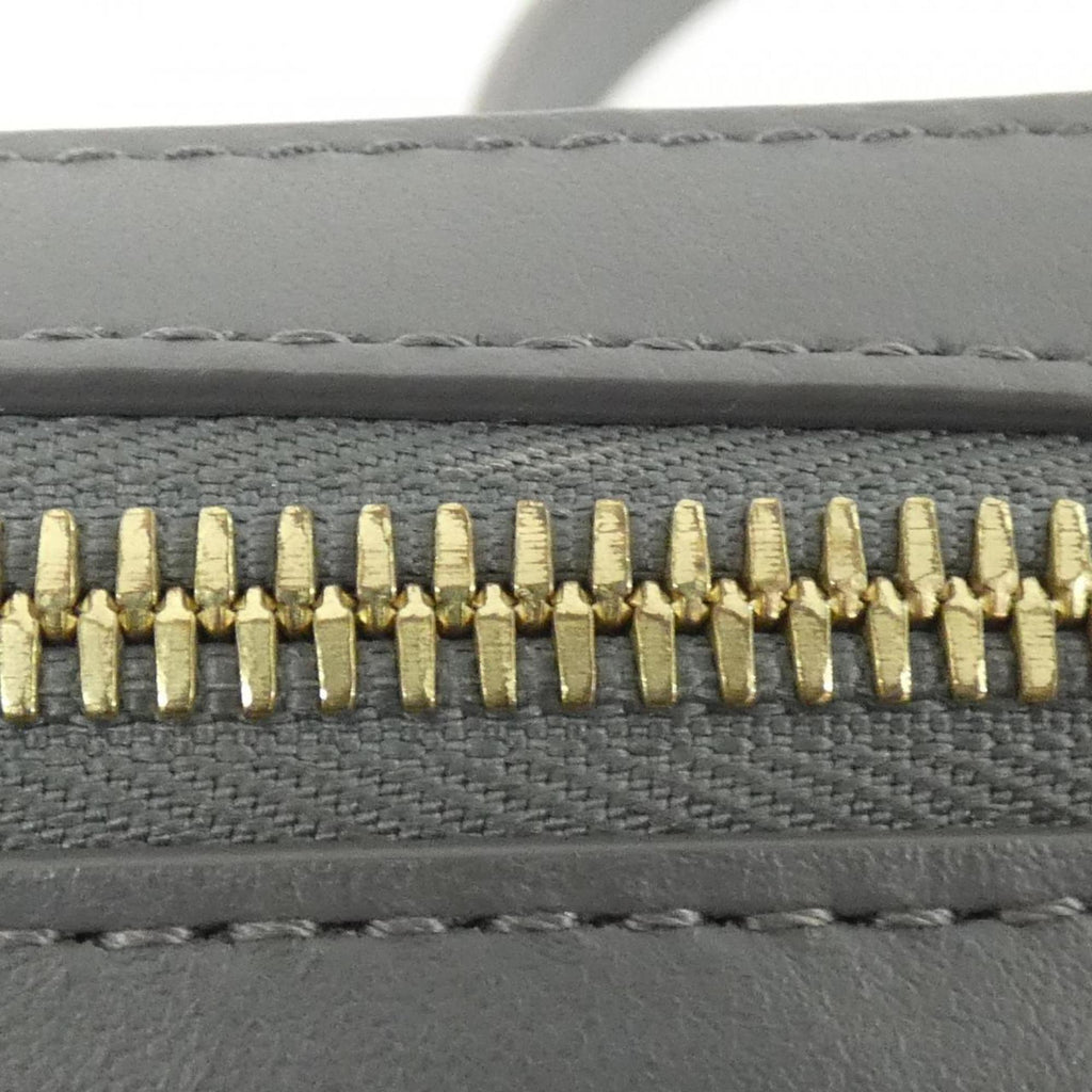 Louis Vuitton Gold Leather Shoulder Bag