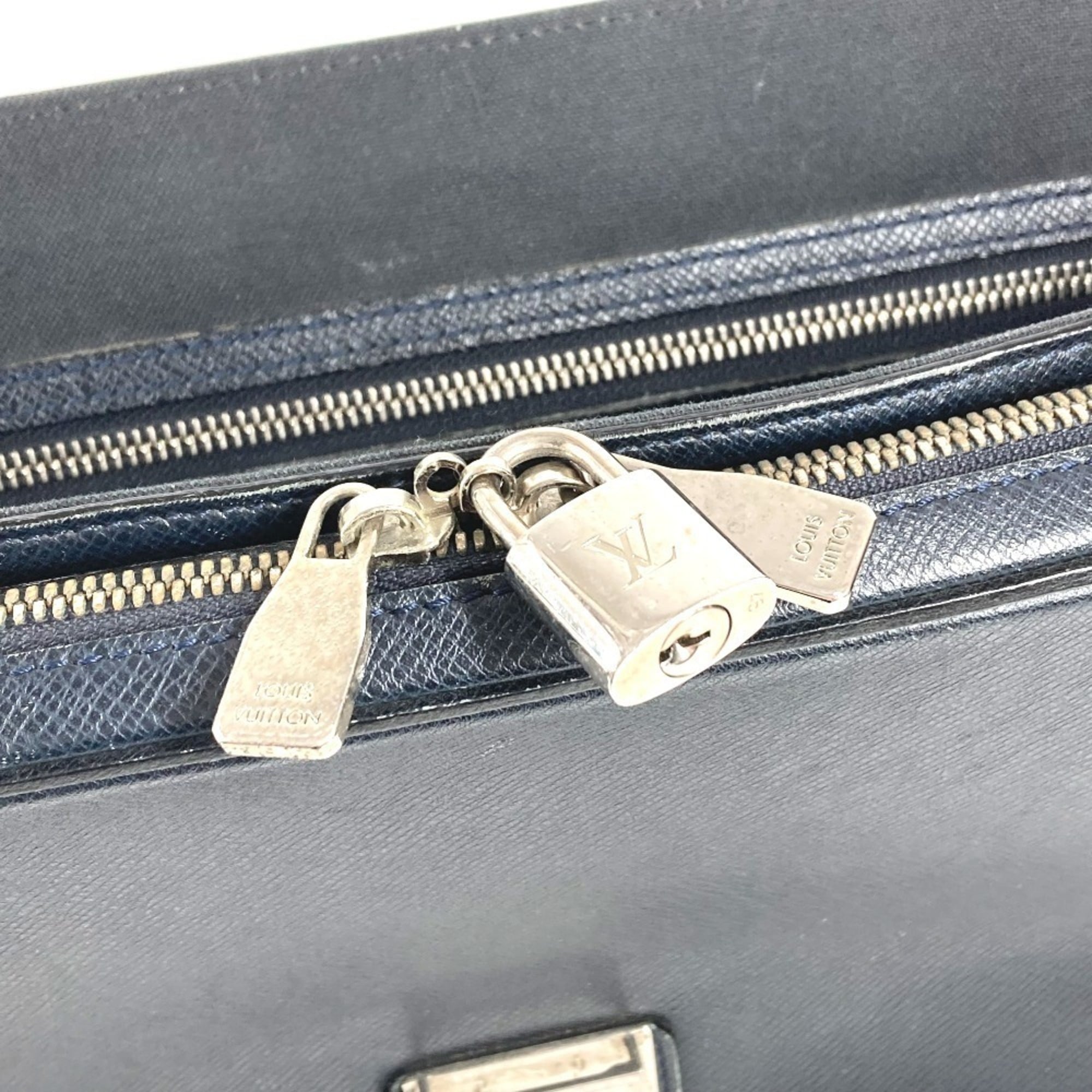 Louis Vuitton Boreal Navy Taiga Leather Handbag Shoulder Bag