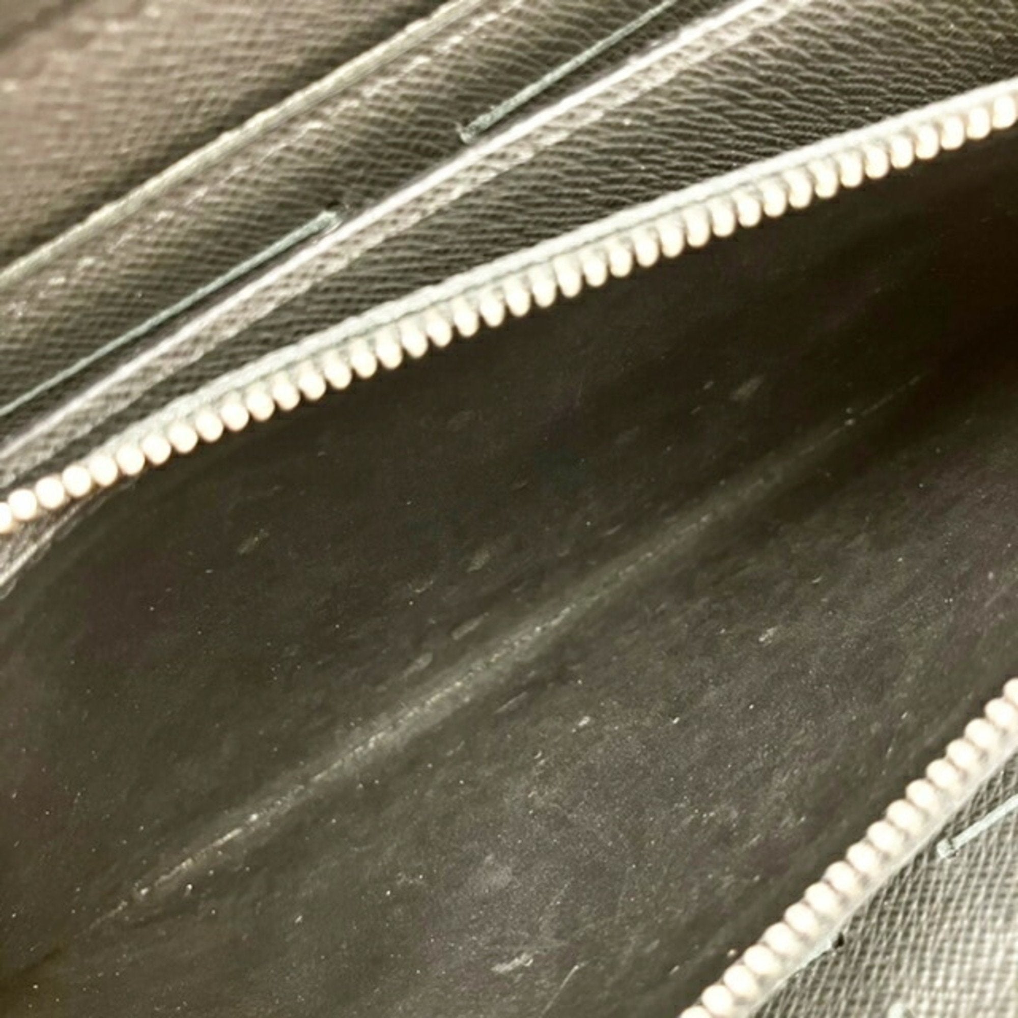 Louis Vuitton Ardoise Taiga Leather Long Wallet
