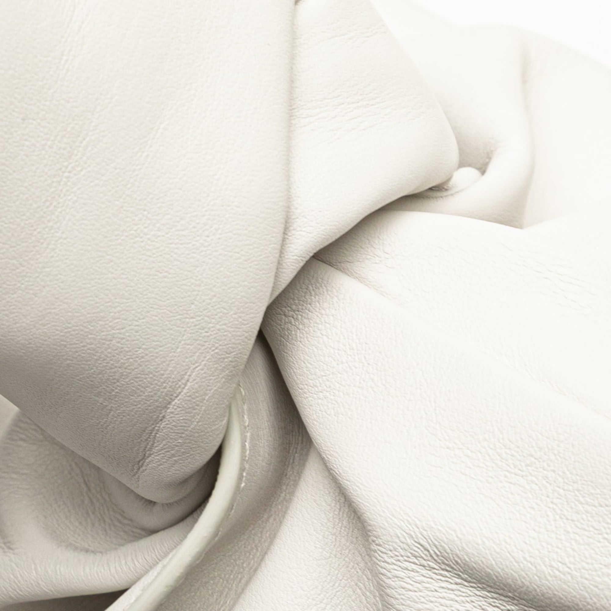 Bottega Veneta White Leather Handbag