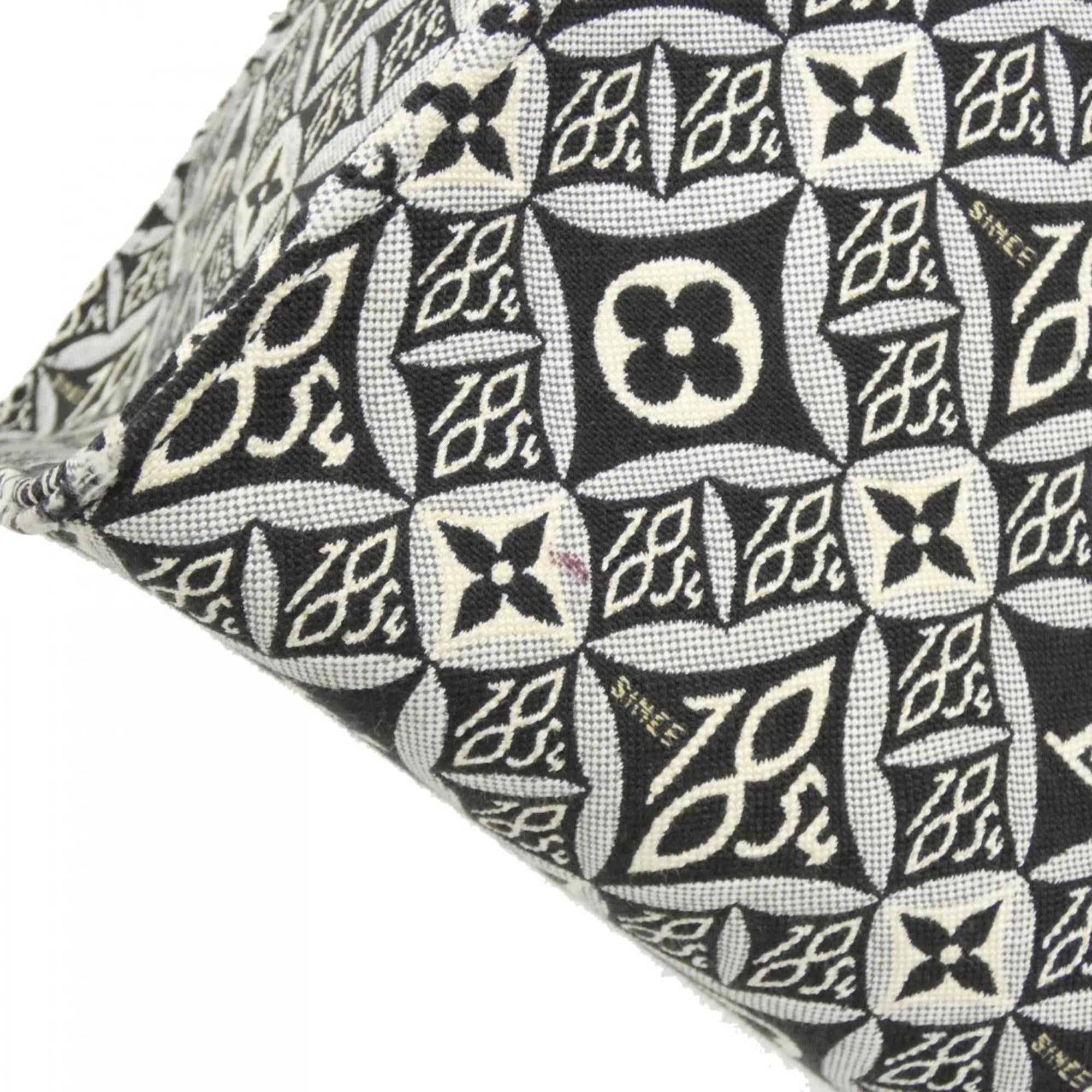 Louis Vuitton Gris Jacquard Handbag