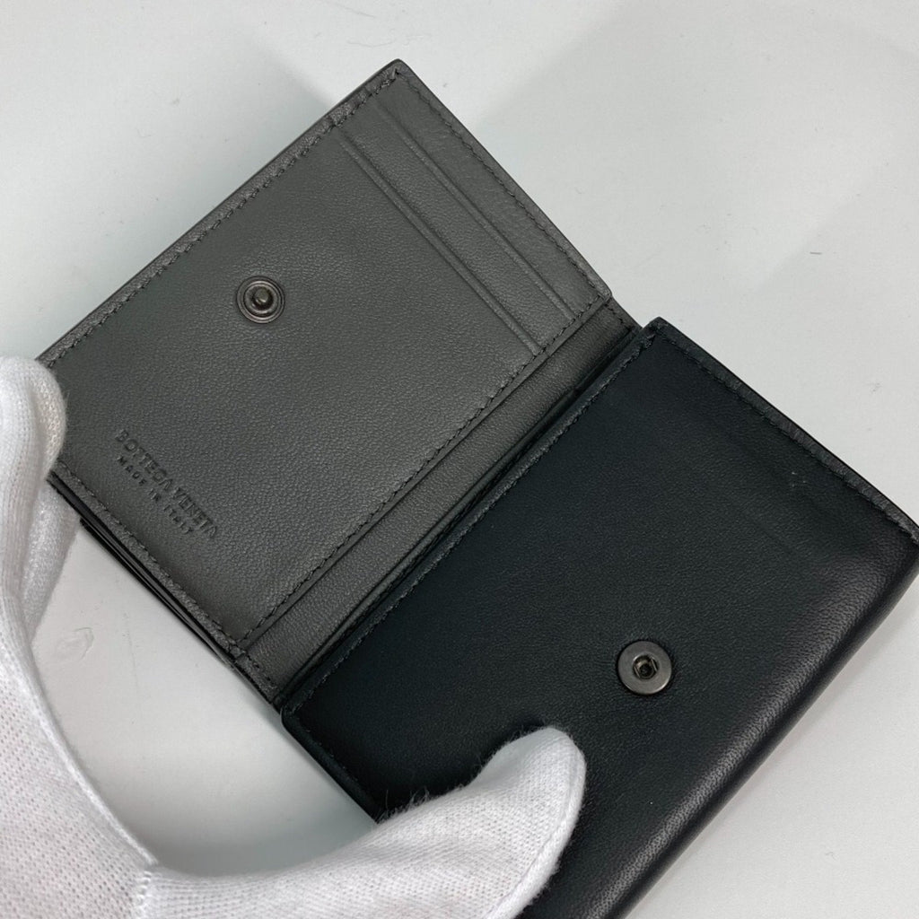 Bottega Veneta Black Leather Wallet (Tri-Fold)