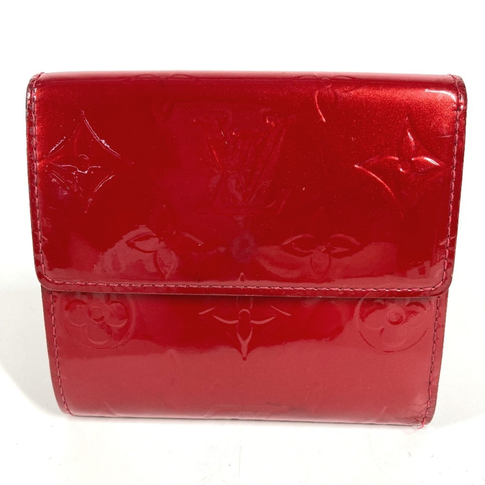 Louis Vuitton Pomme D'amour Red Color Monogram Vernis Canvas Wallet (Tri-Fold)