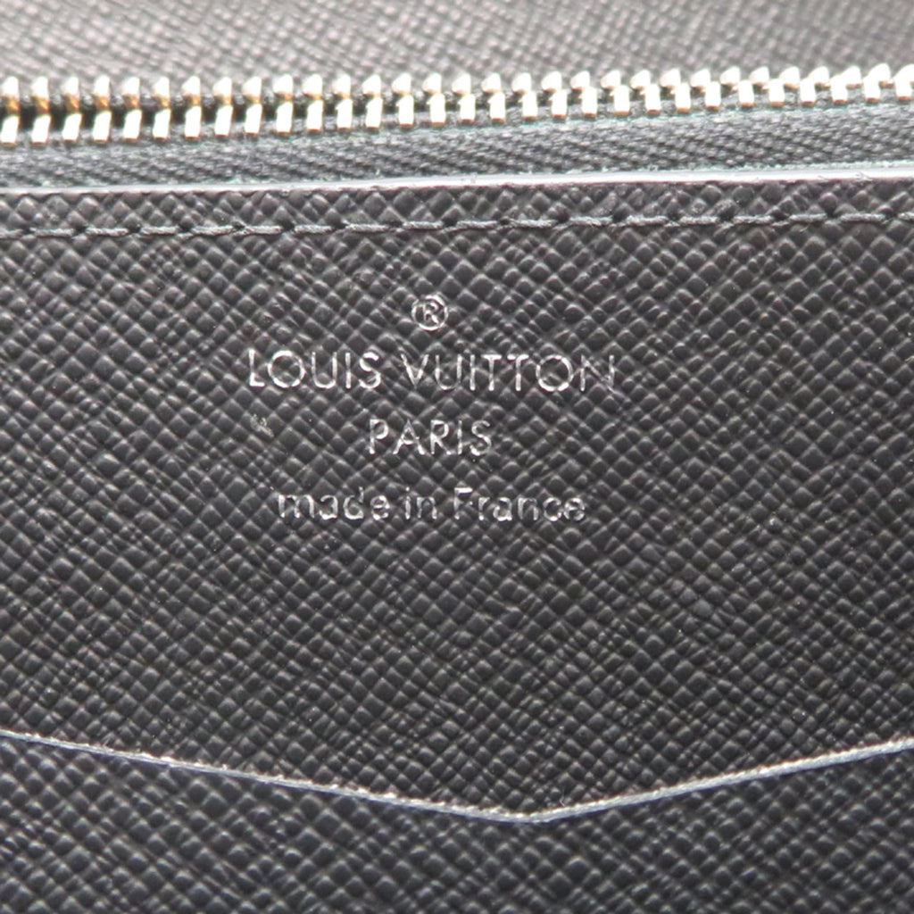 Louis Vuitton Black Monogram Eclipse Clutch Bag