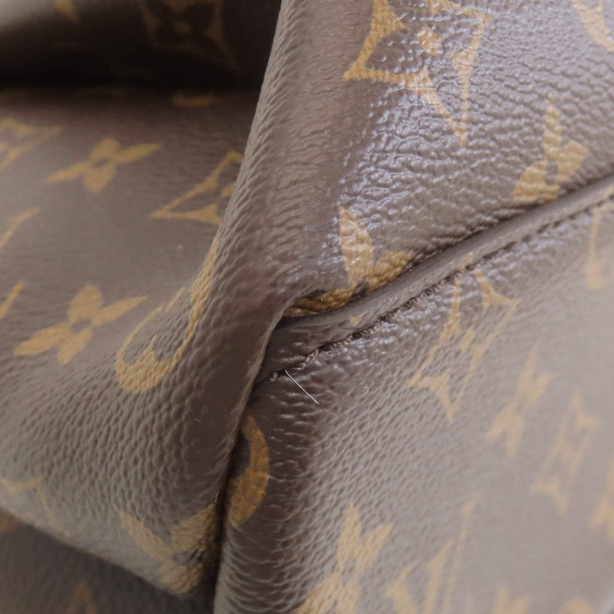 Louis Vuitton Monogram Monogram Monogram Handbag