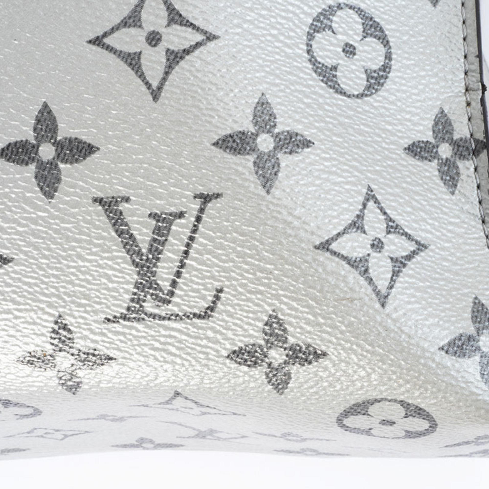 Louis Vuitton Monogram Eclipse Monogram Eclipse Handbag