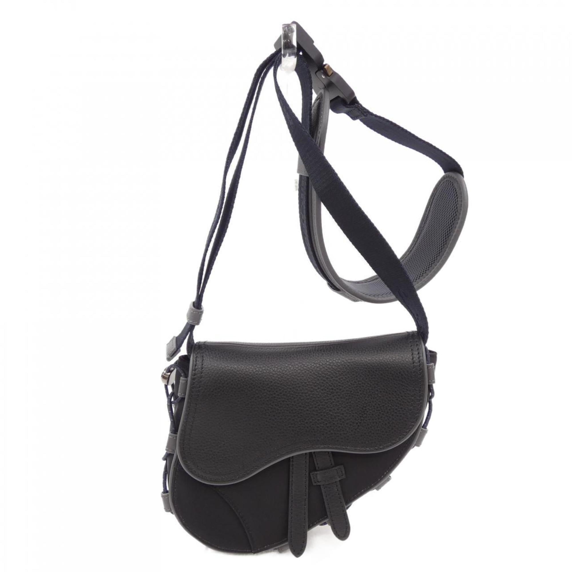 Christian Dior Black Handbag (Pre-Owned)
