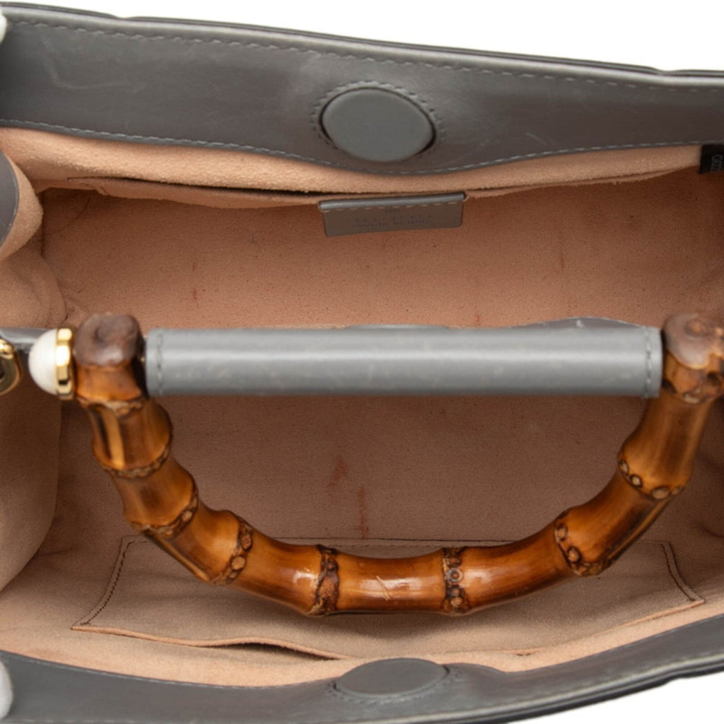 Gucci Gray Ivory Leather Handbag Shoulder Bag (Pre-Owned)