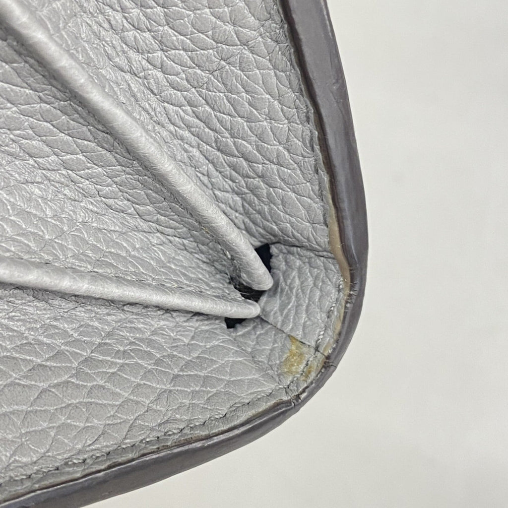 Gucci Gray Leather Long Wallet (Bi-Fold) (Pre-Owned)