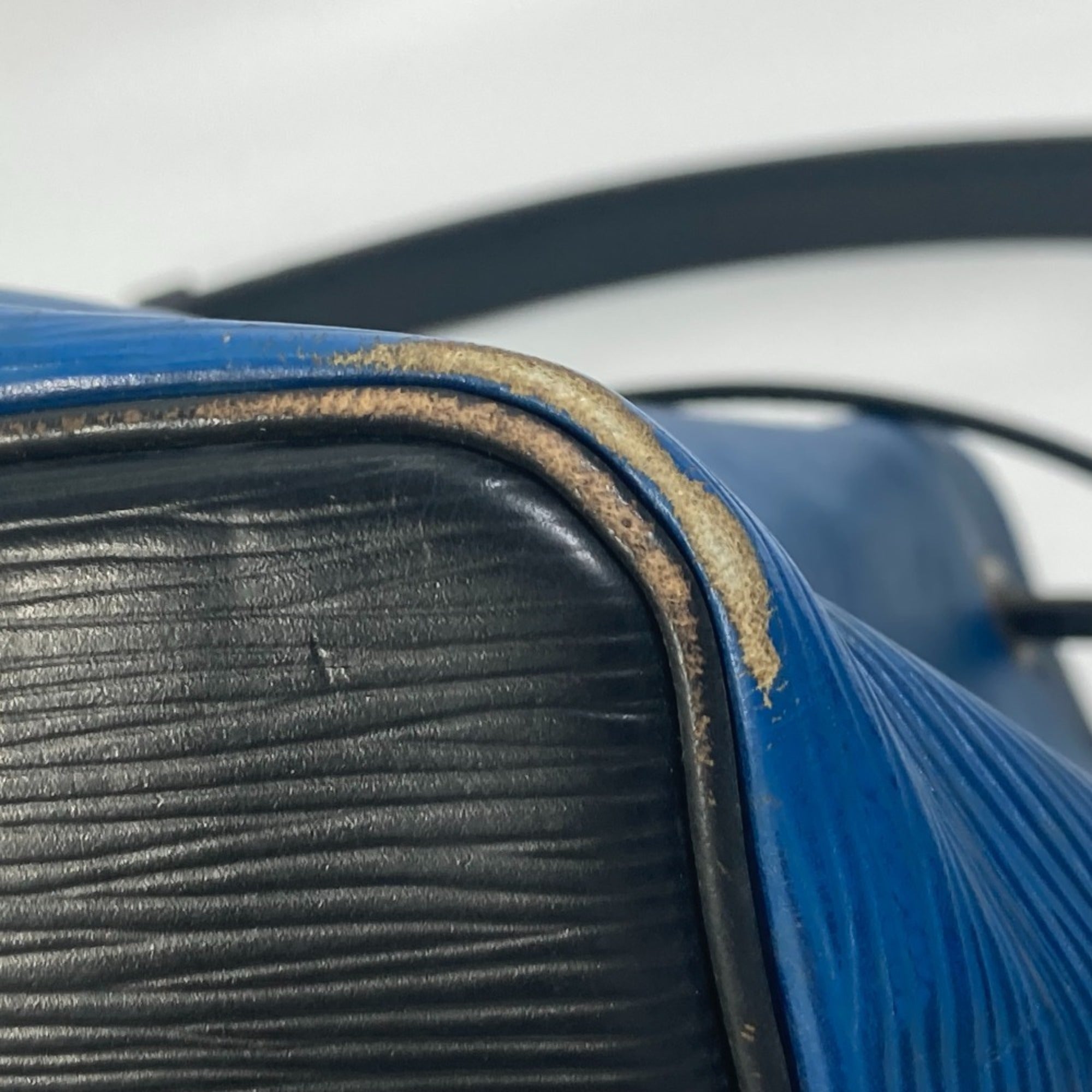 Louis Vuitton Black Blue Toledo Blue Epi Leather Shoulder Bag