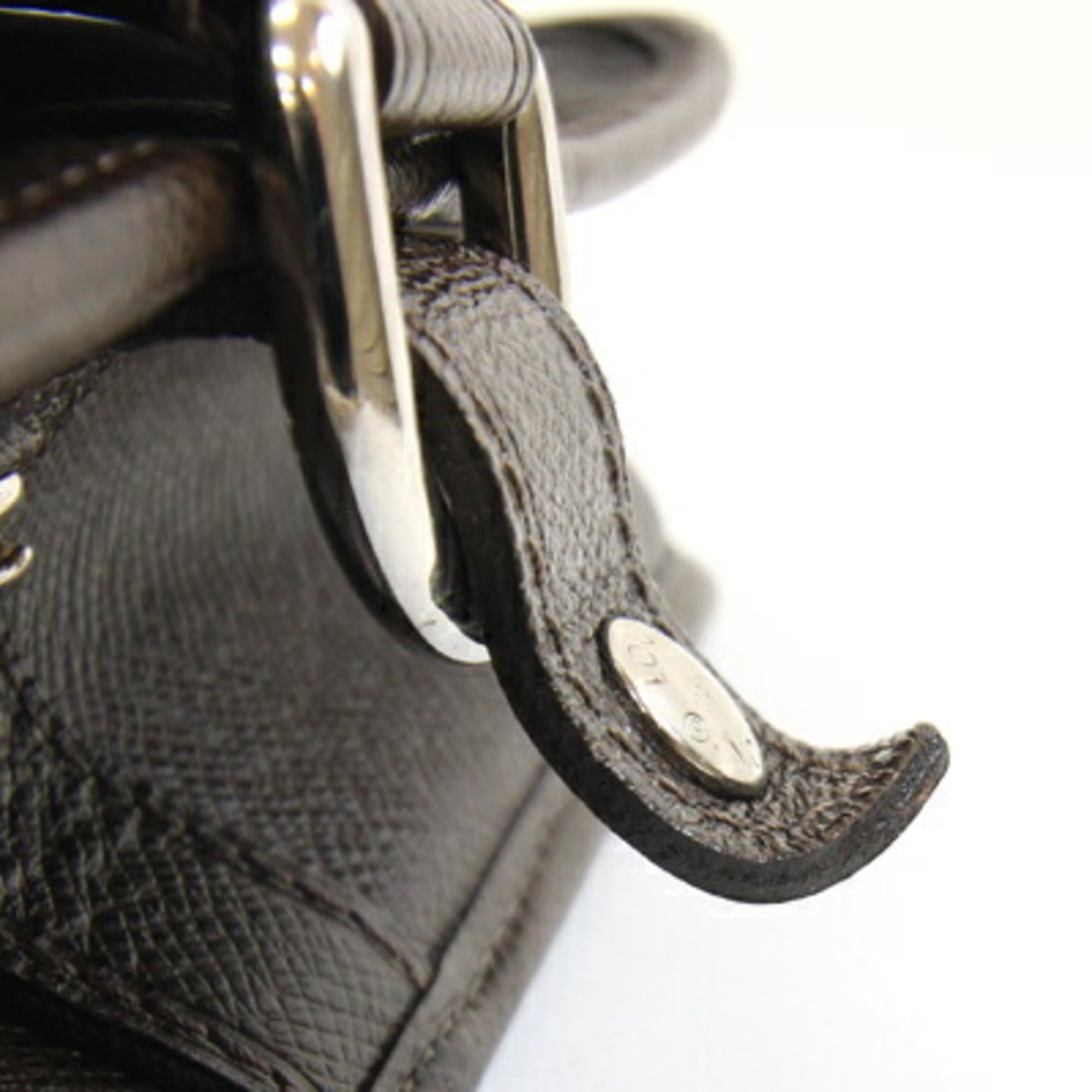 Louis Vuitton Taiga Brown Grizzly Taiga Leather Handbag Shoulder Bag