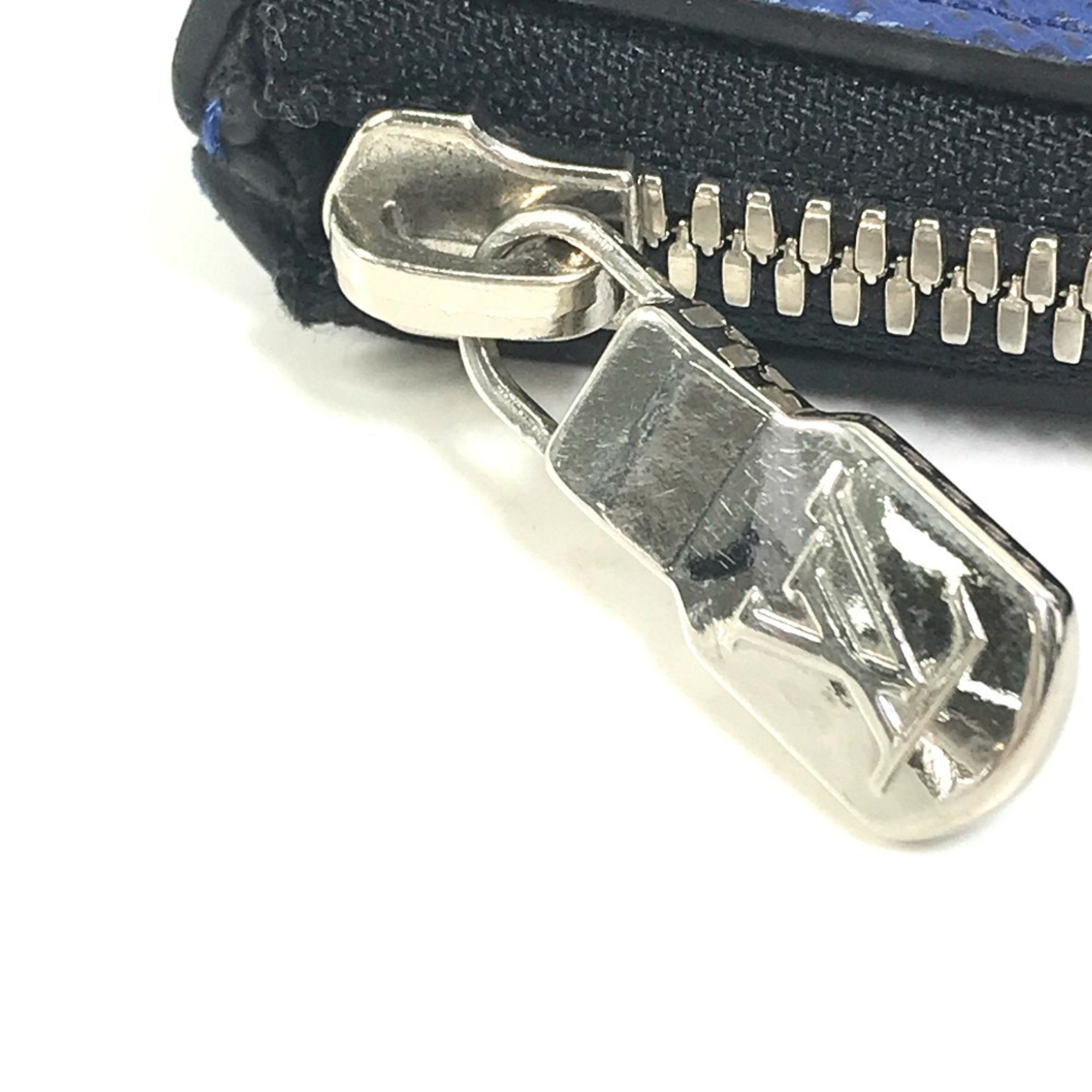 Louis Vuitton Blue Taigarama Clutch Bag Pochette Pouch