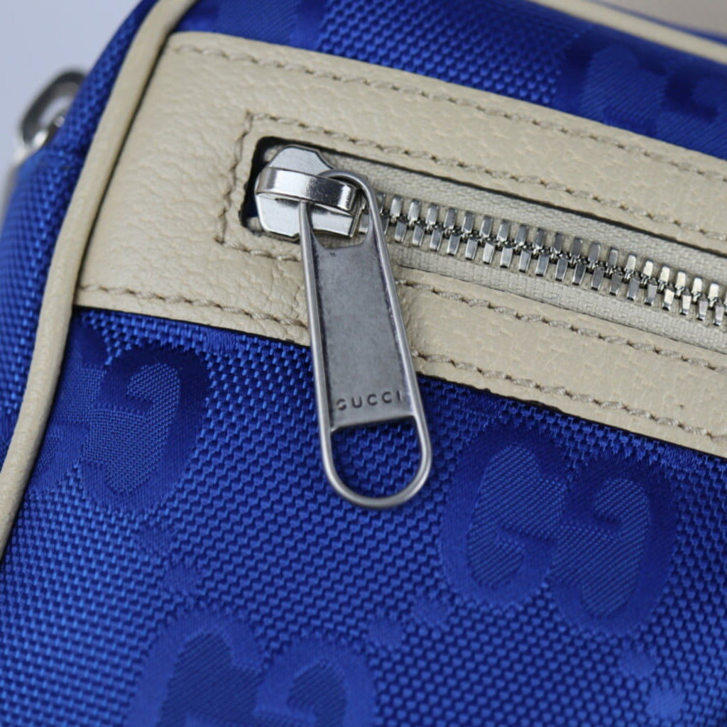 Gucci Beige Blue Nylon Leather Fanny Pack (Pre-Owned)