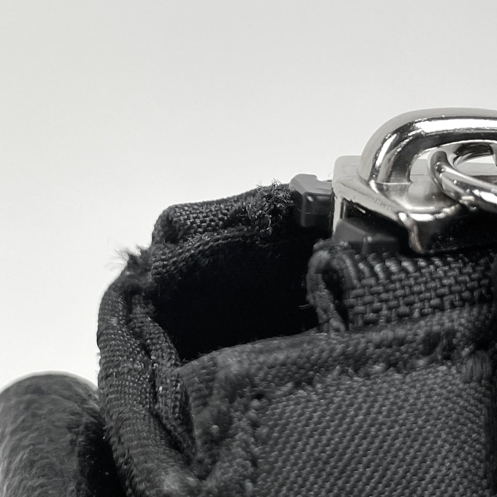 Gucci Black Nylon Leather Shoulder Bag (Pre-Owned)