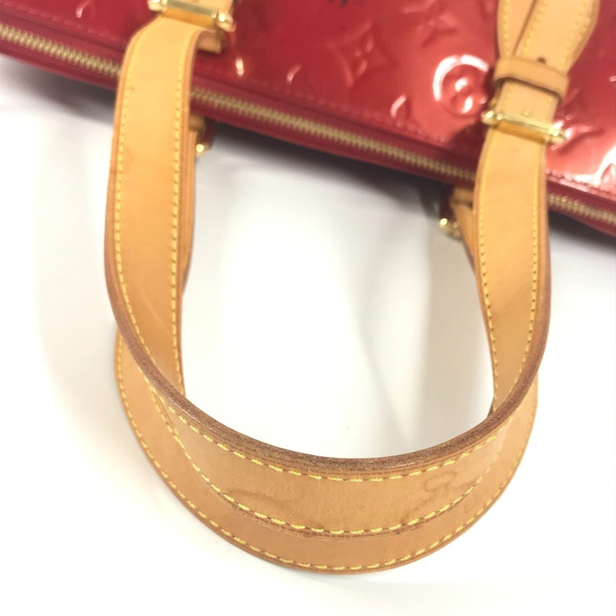 Louis Vuitton Pomme D'amour Red Color Monogram Vernis Shoulder Bag Tote Bag