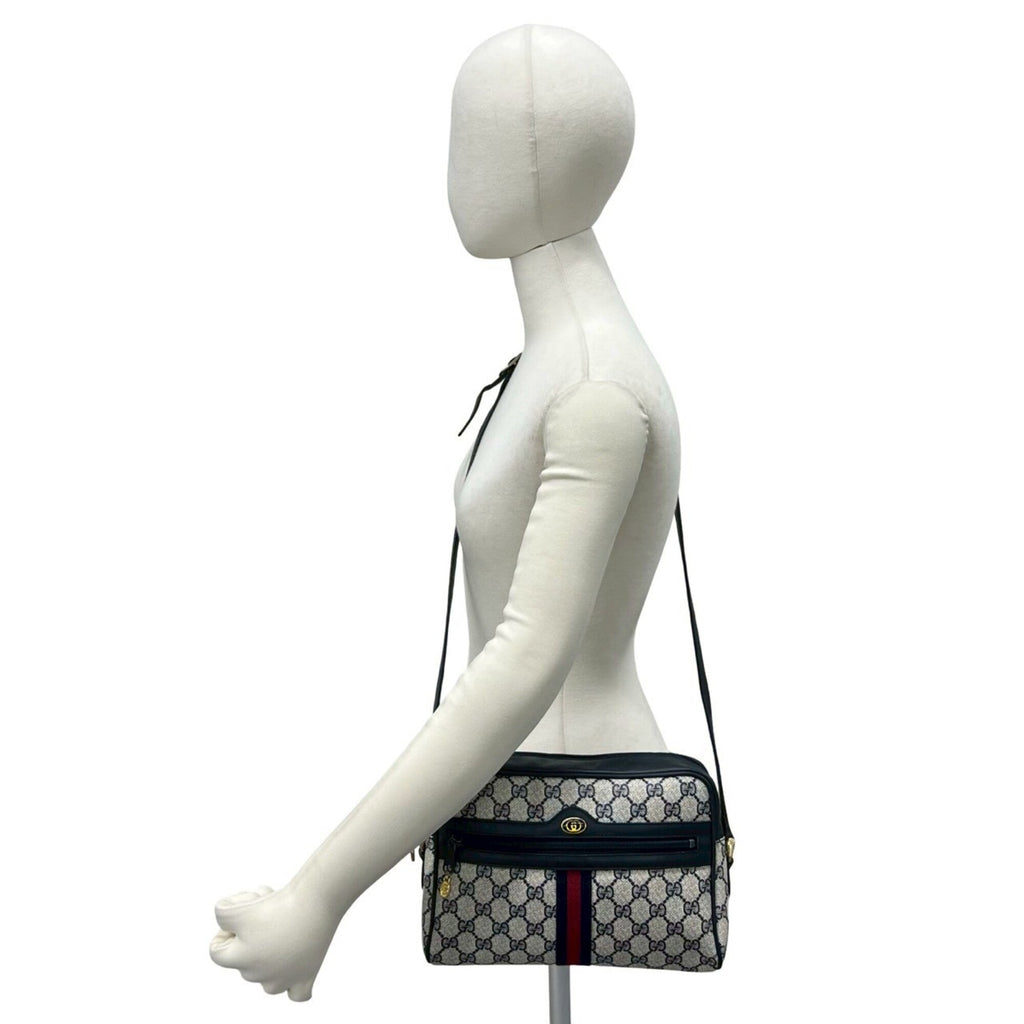 Gucci Navy Red Color Pvc Leather Pochette Shoulder Bag (Pre-Owned)