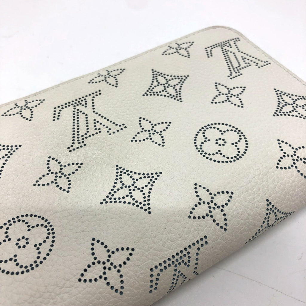 Louis Vuitton White Mahina Leather Long Wallet