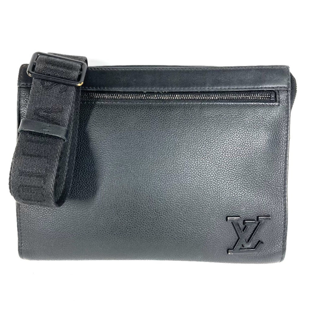 Louis Vuitton Black Leather Clutch Bag Pochette Shoulder Bag
