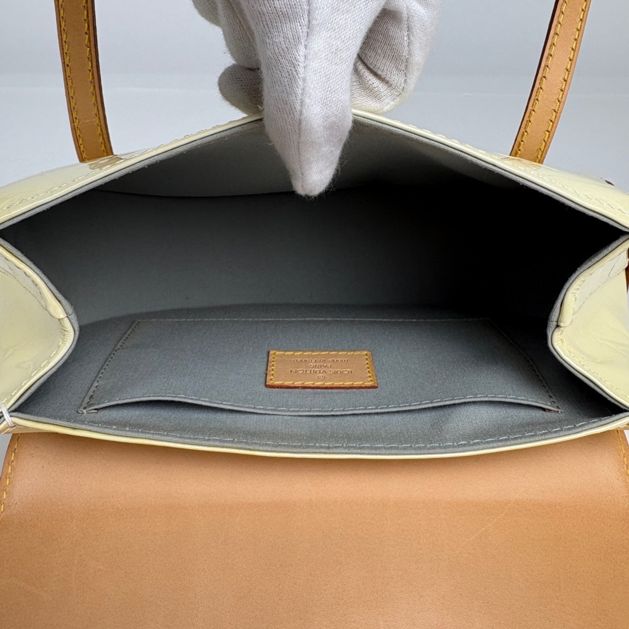Louis Vuitton Pearl Monogram Vernis Shoulder Bag