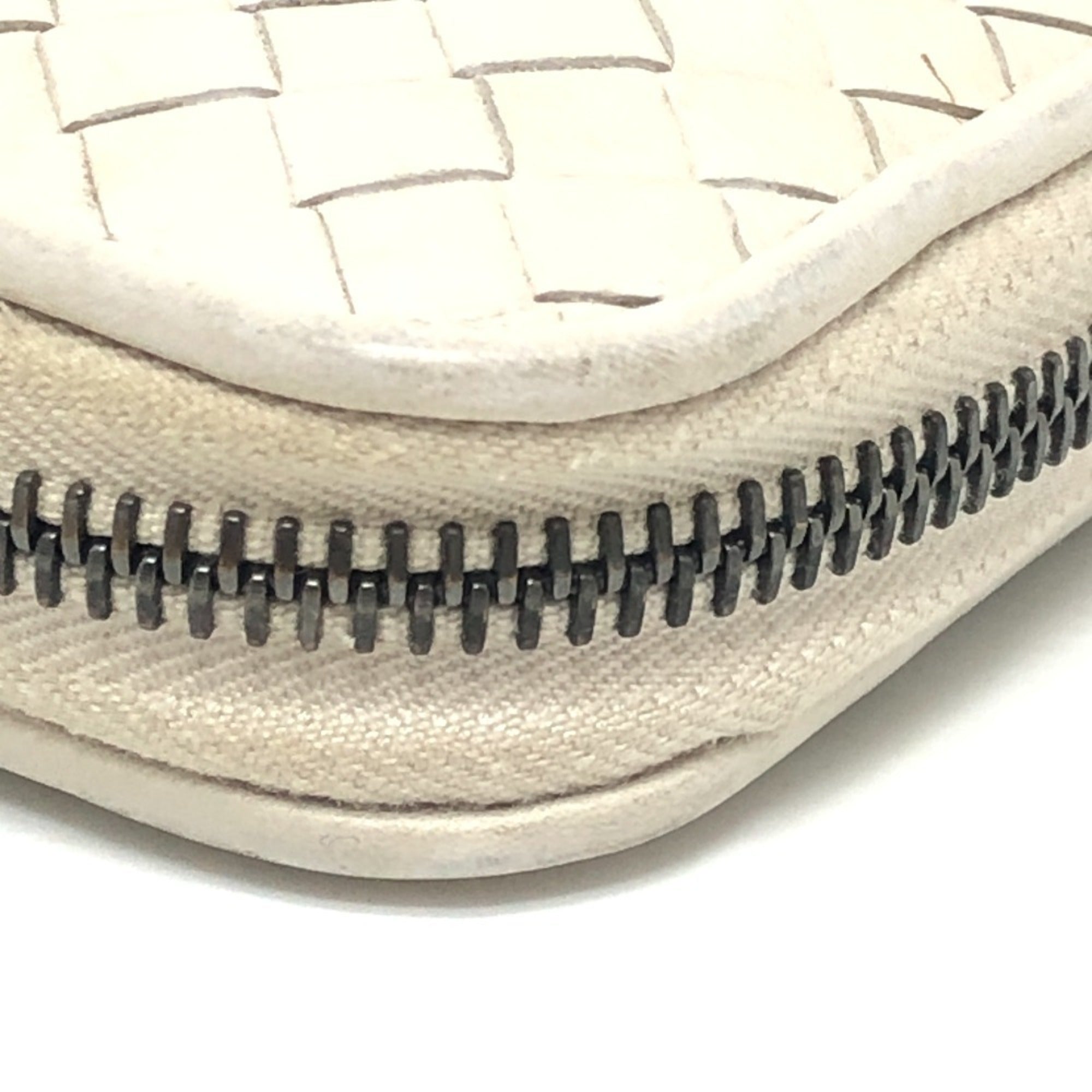 Bottega Veneta White Intrecciato Long Wallet (Bi-Fold)