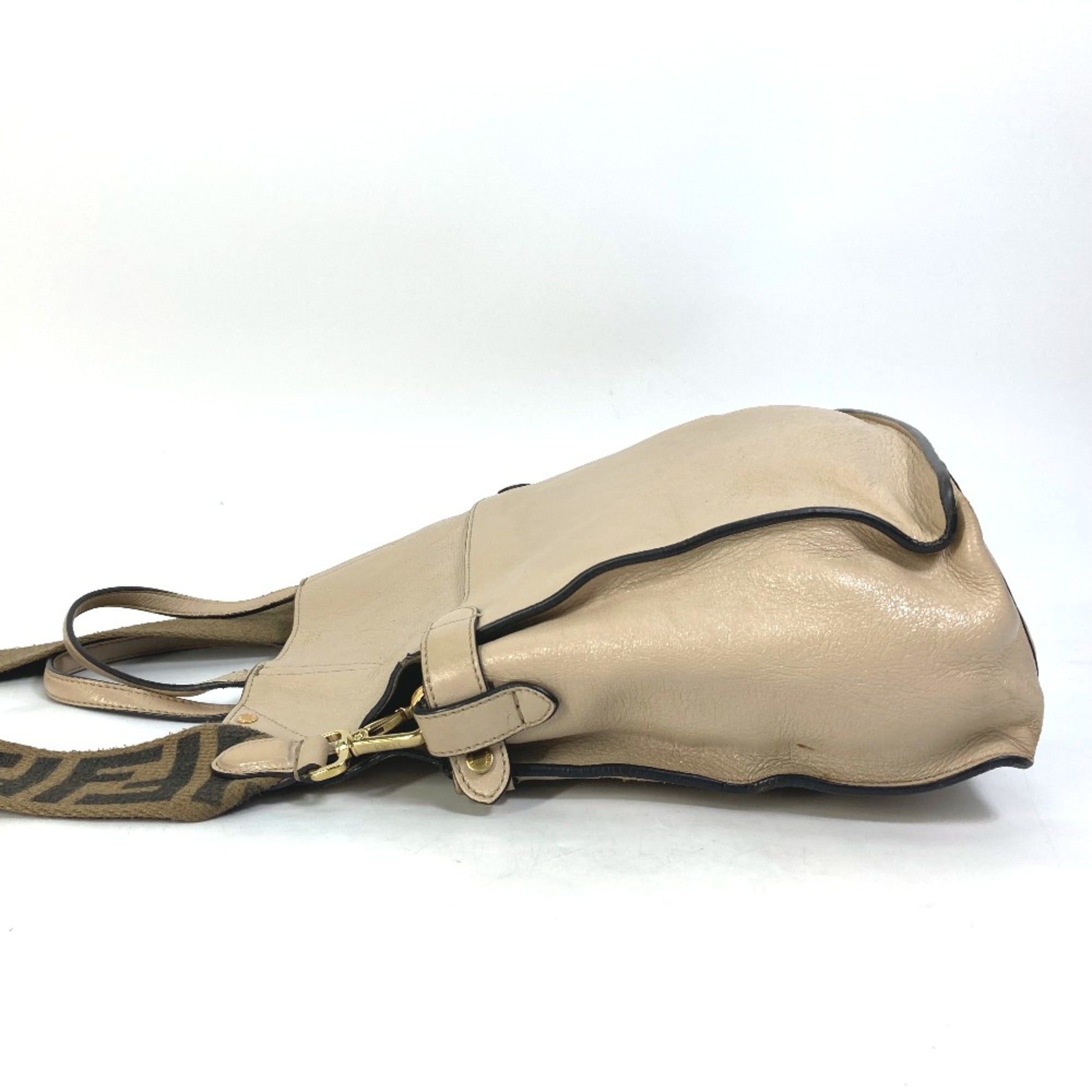 Fendi Beige Leather Shoulder Bag