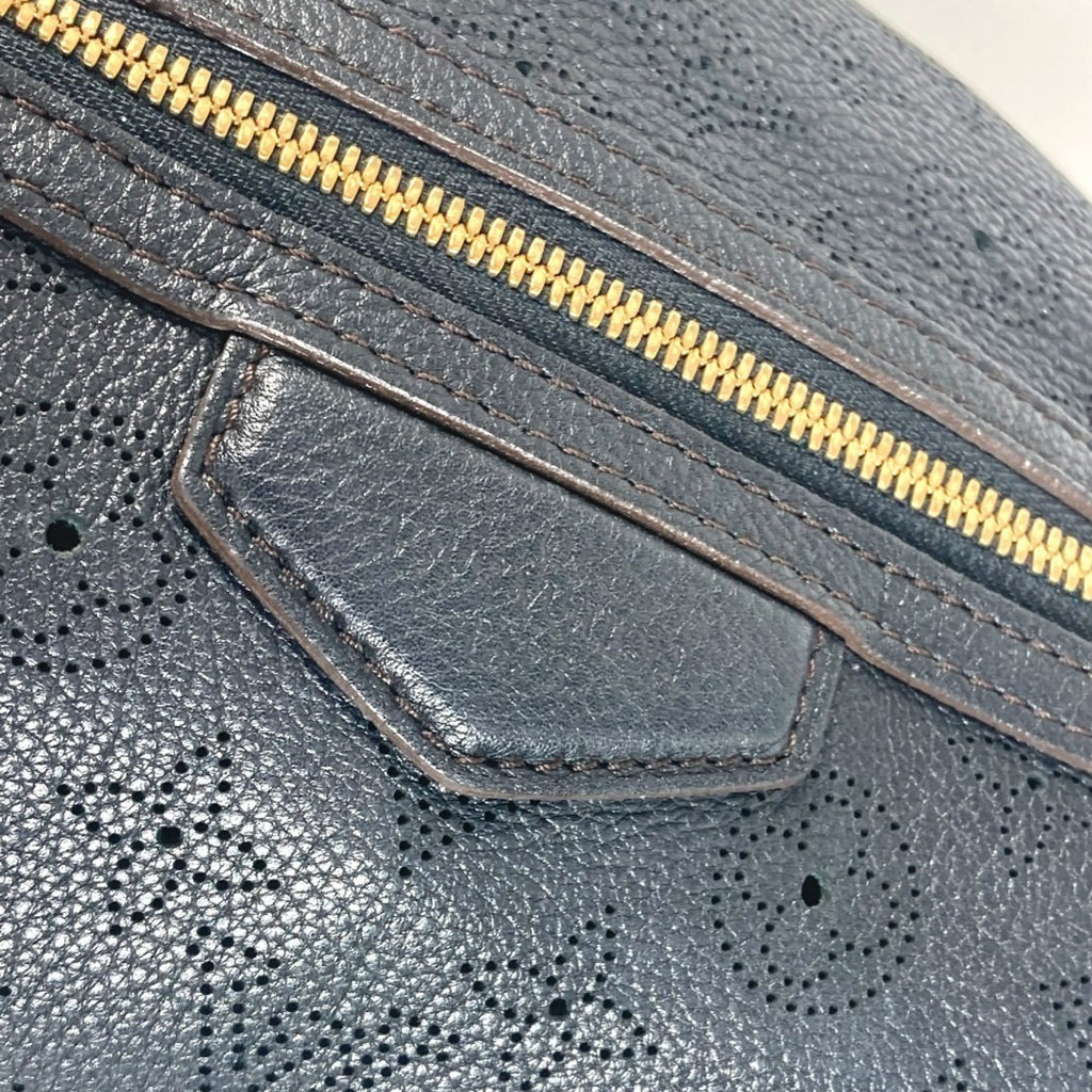 Louis Vuitton Mahina Black Noir Mahina Leather Shoulder Bag
