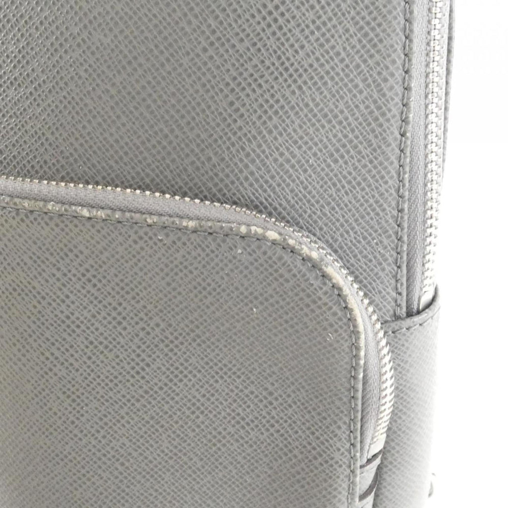 Louis Vuitton Gris Leather Shoulder Bag