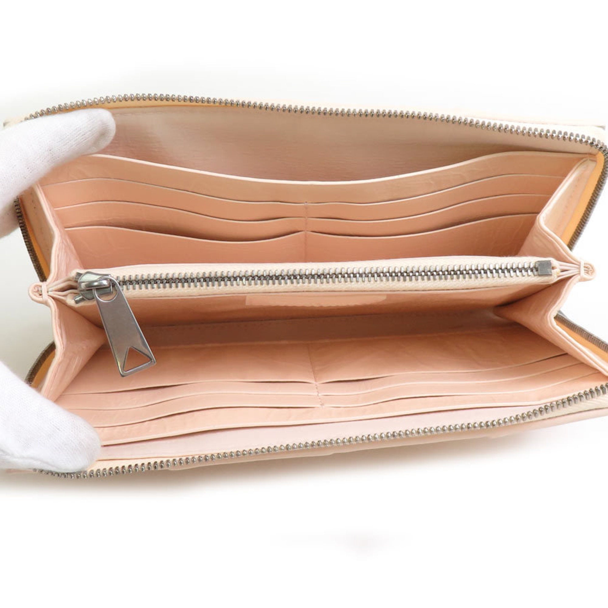 Bottega Veneta Beige Leather Long Wallet (Bi-Fold)