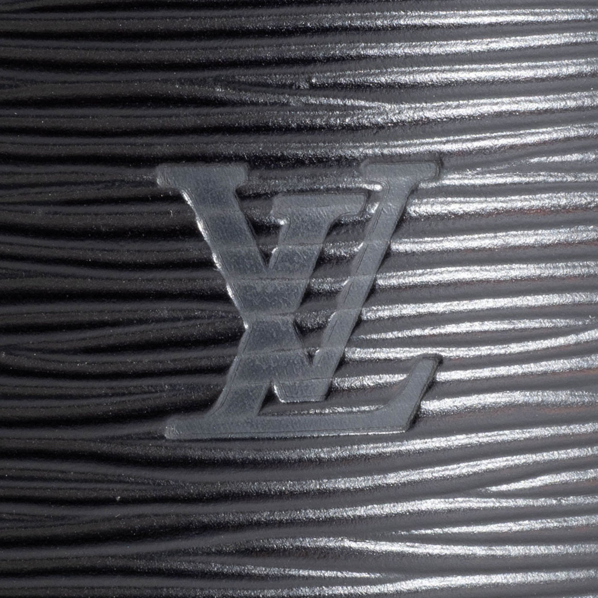 Louis Vuitton Noir Epi Leather Shoulder Bag